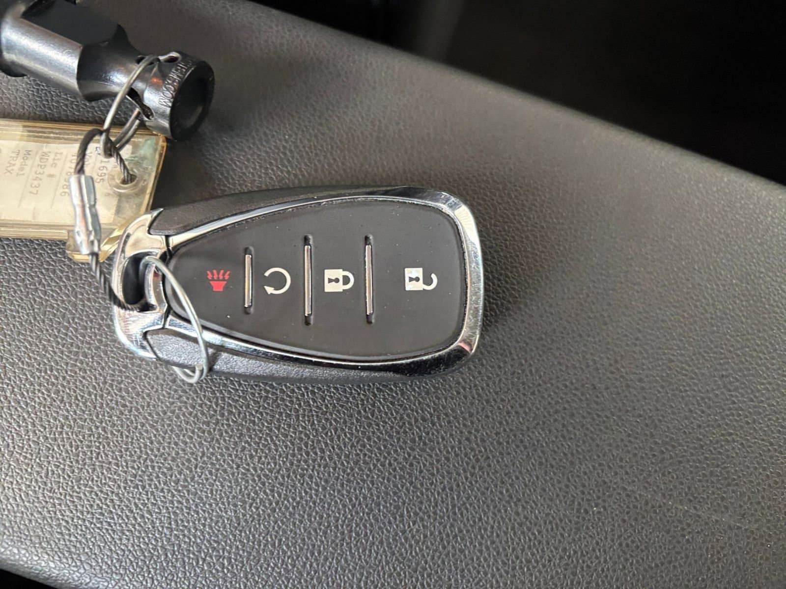 Thumbnail: 2025 Chevrolet Trax - 21