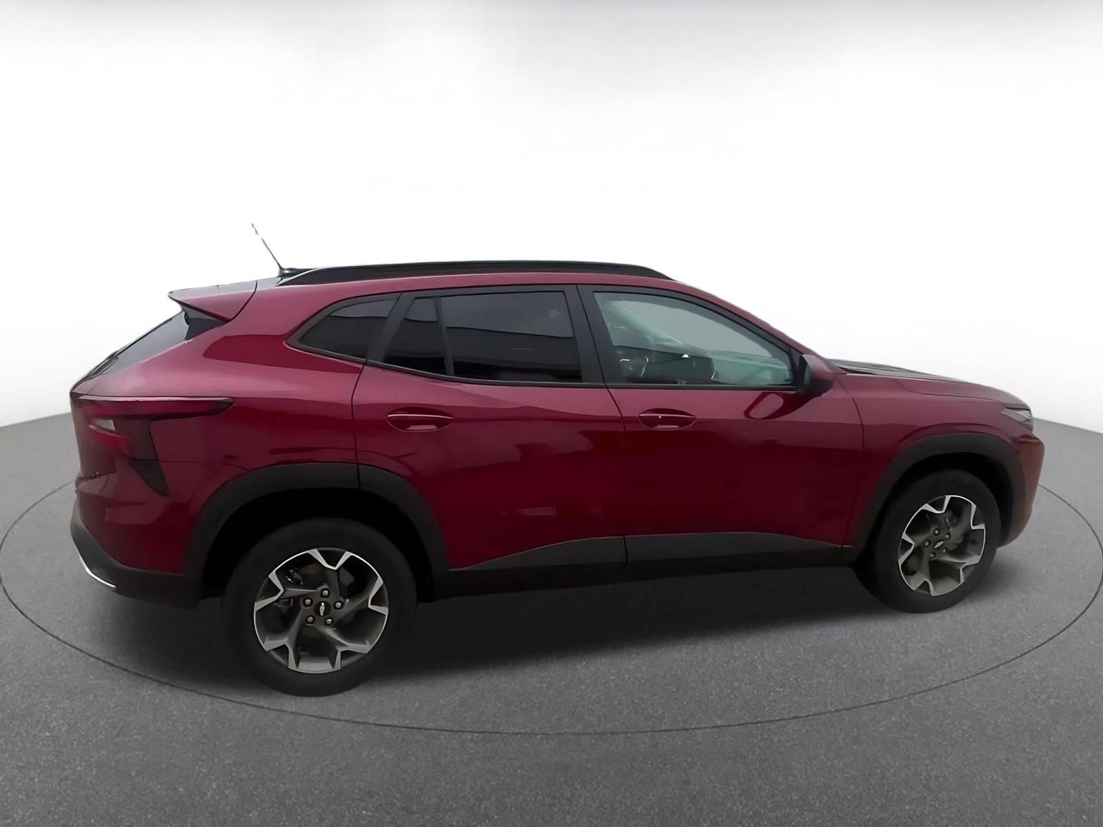 Thumbnail: 2025 Chevrolet Trax - 16