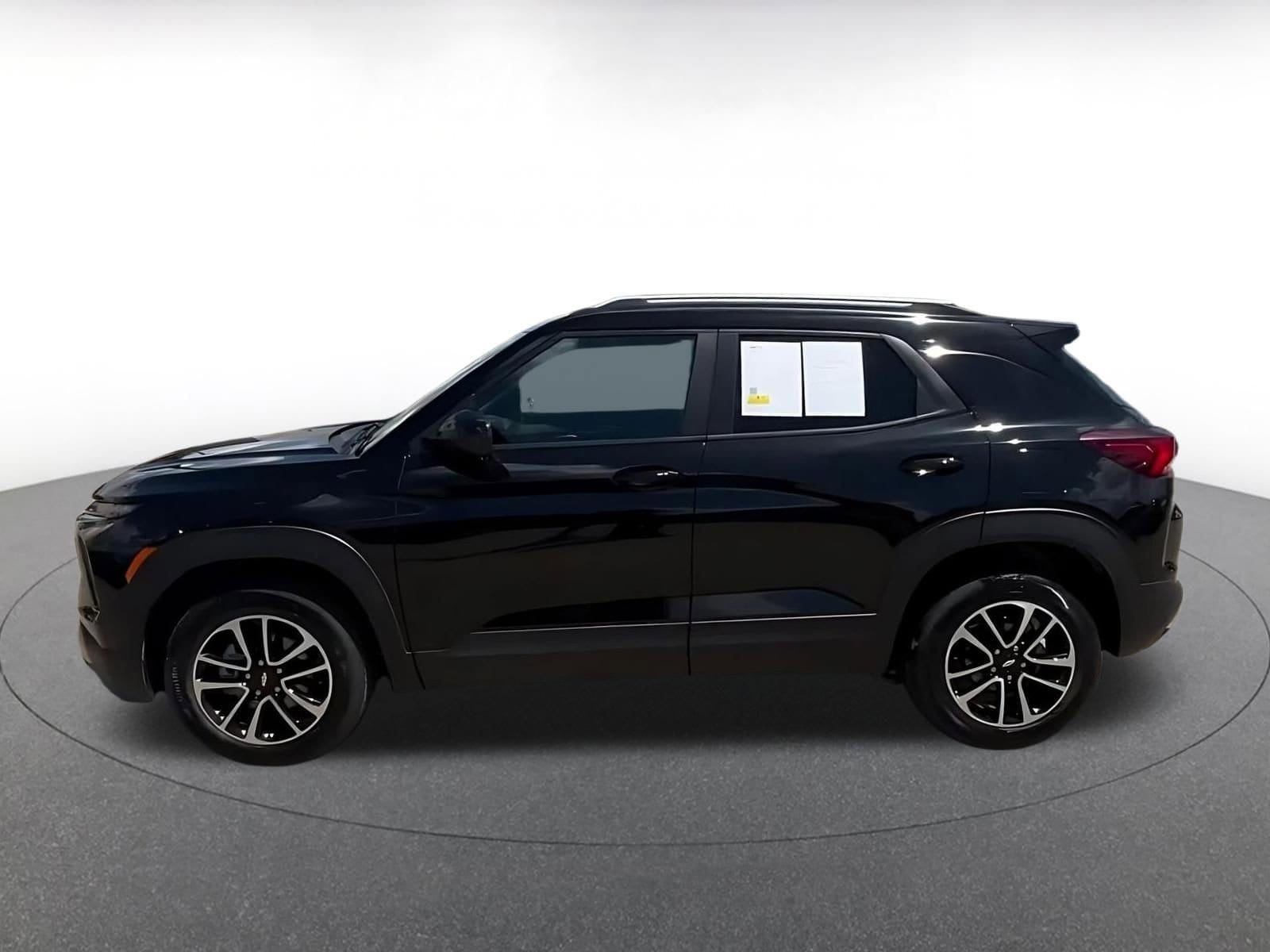 Thumbnail: 2025 Chevrolet TrailBlazer - 9