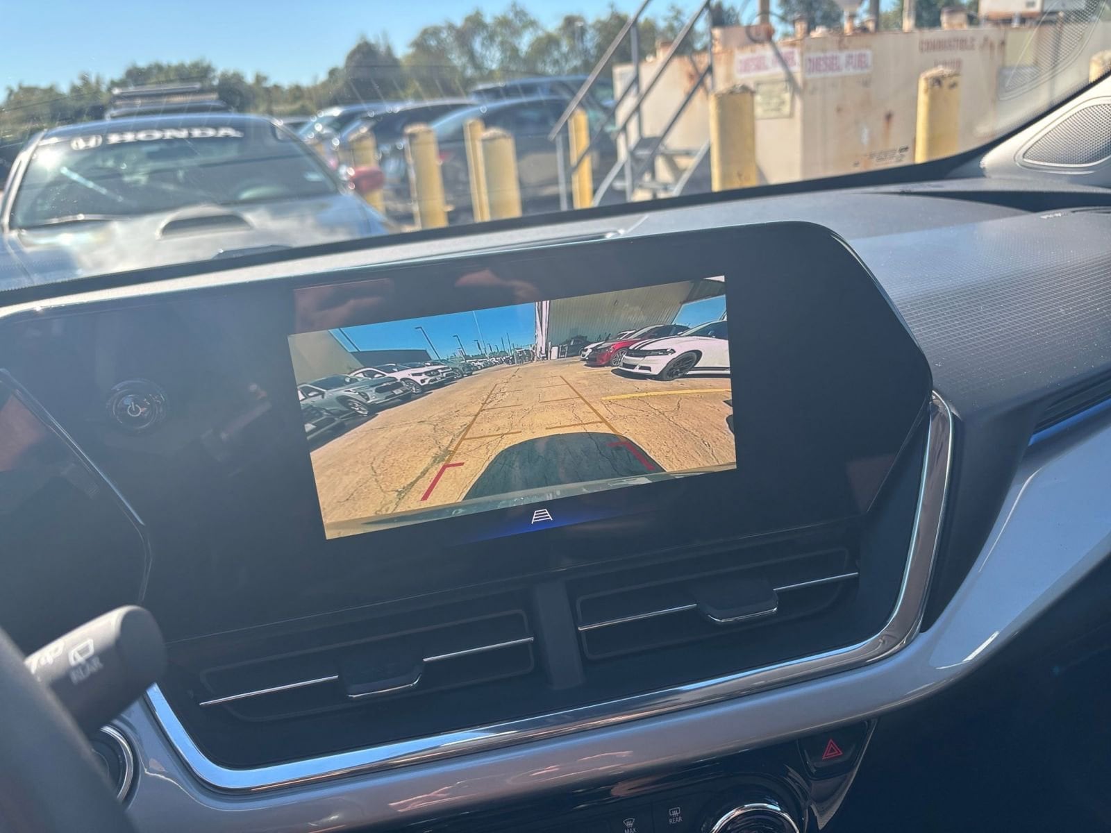 Thumbnail: 2025 Chevrolet Trax - 17