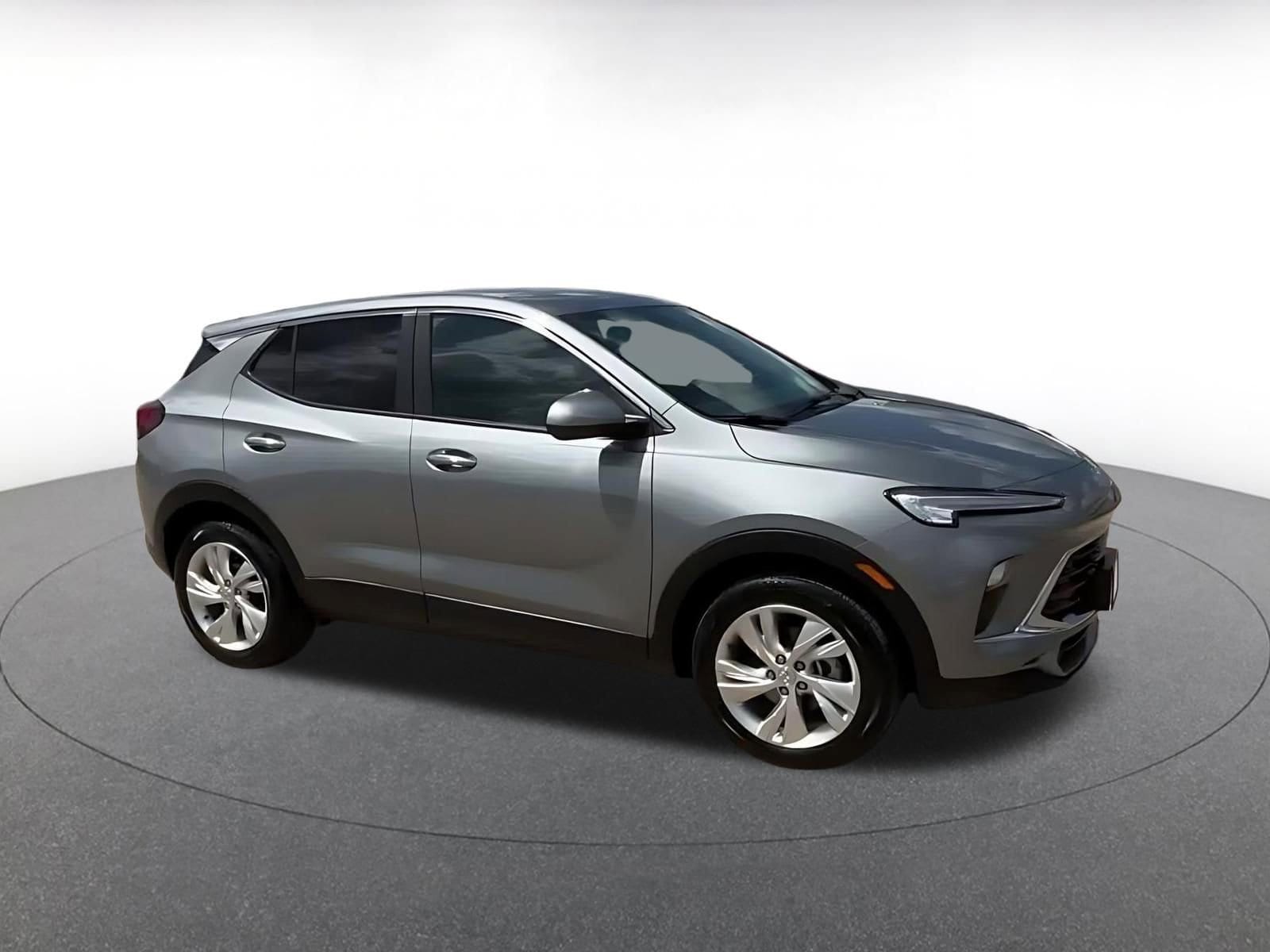 Thumbnail: 2025 Buick Encore GX - 2