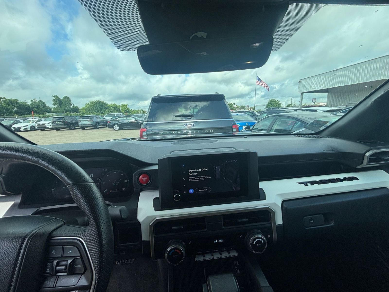 Thumbnail: 2024 Toyota Tacoma - 31