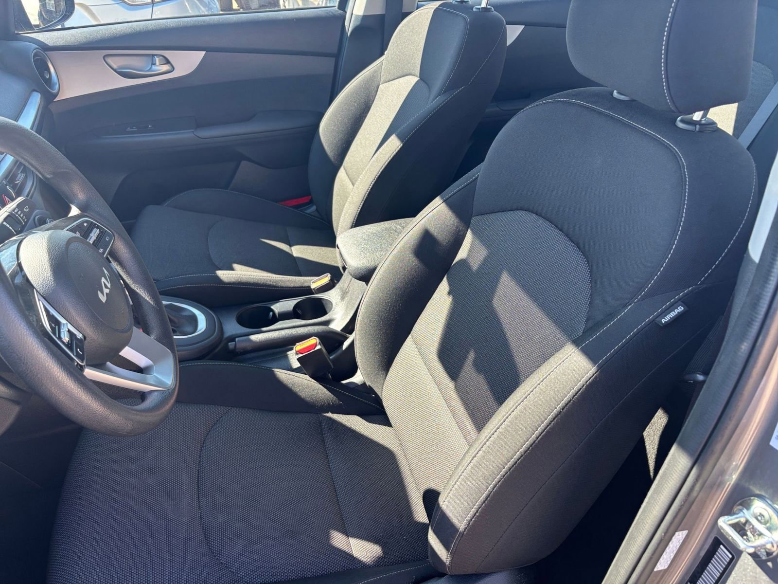 Thumbnail: 2024 Kia Forte - 34