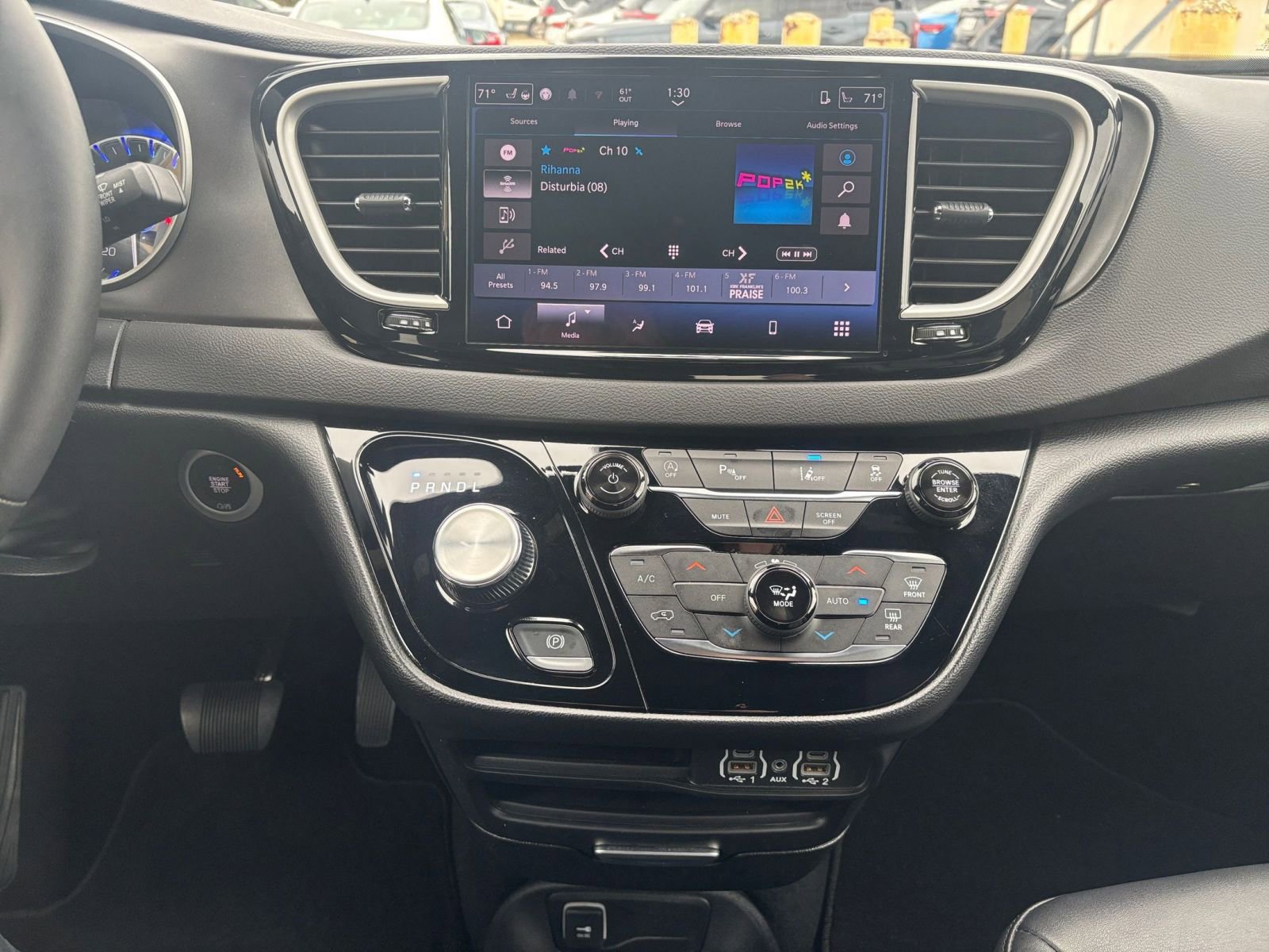 Thumbnail: 2025 Chrysler Pacifica - 17