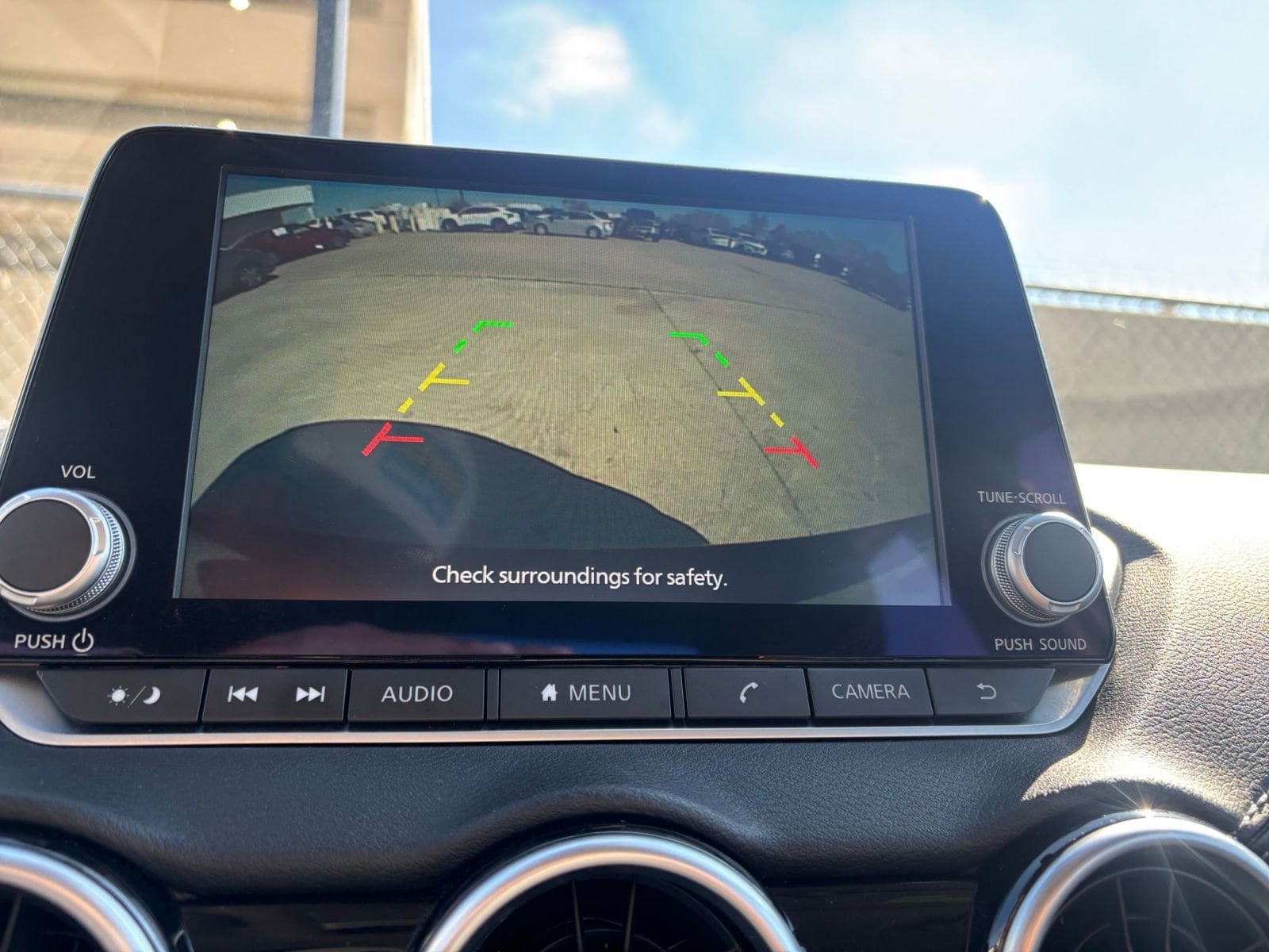 Thumbnail: 2025 Nissan Sentra - 22