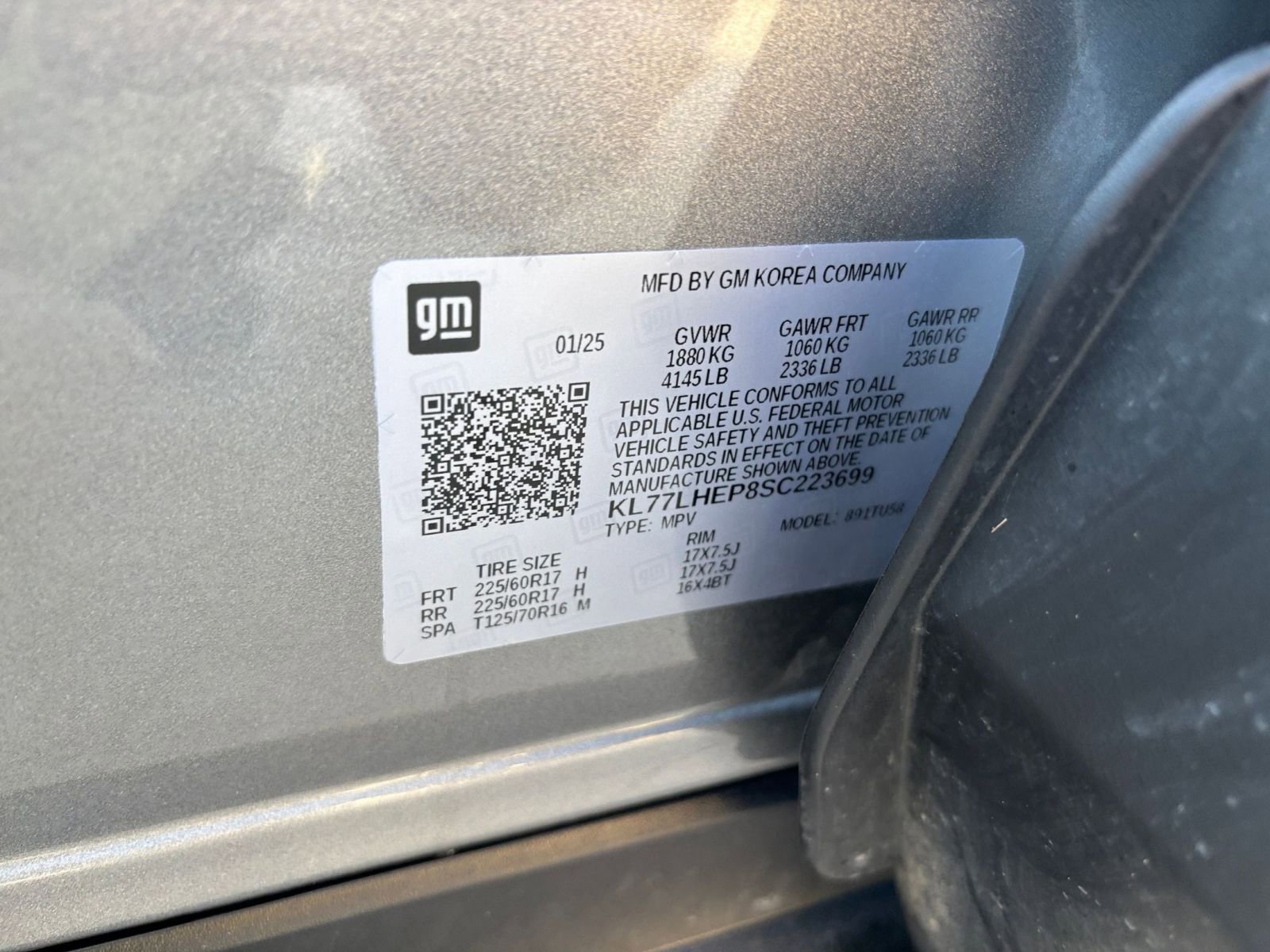 Thumbnail: 2025 Chevrolet Trax - 28