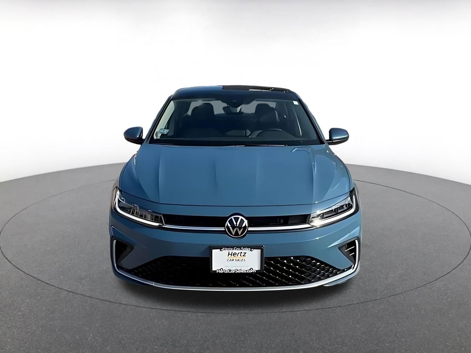 Thumbnail: 2025 Volkswagen Jetta - 4