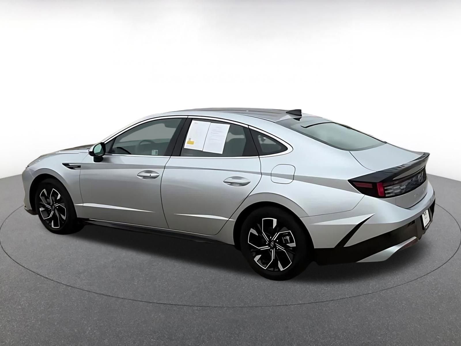 Thumbnail: 2025 Hyundai Sonata - 14