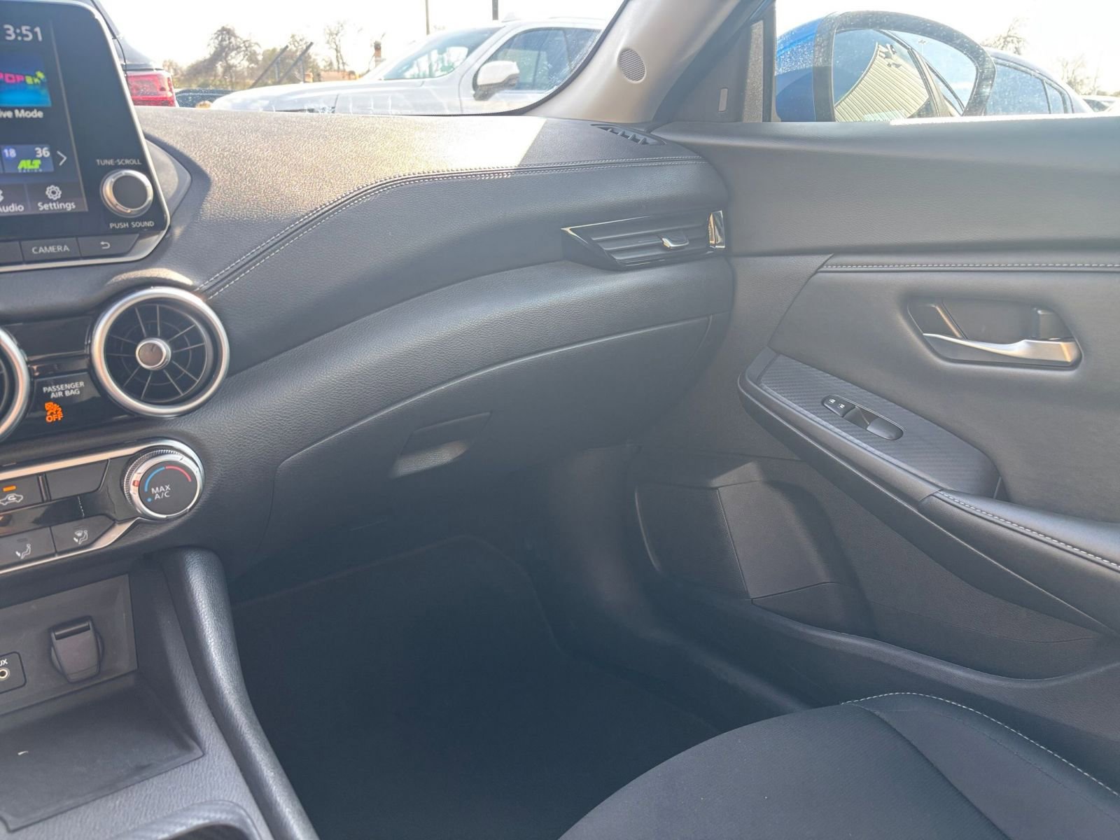 Thumbnail: 2025 Nissan Sentra - 33