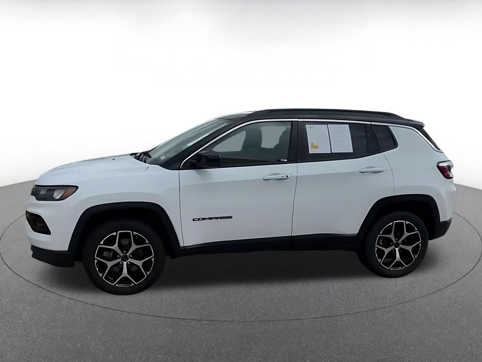 Thumbnail: 2025 Jeep Compass - 8