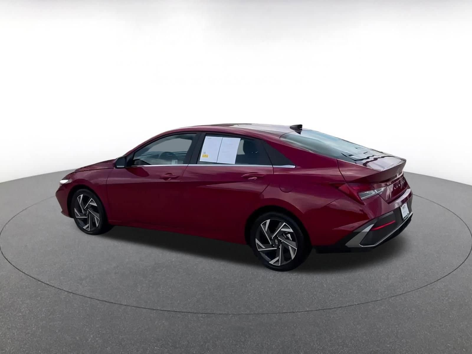 Thumbnail: 2025 Hyundai Elantra - 9