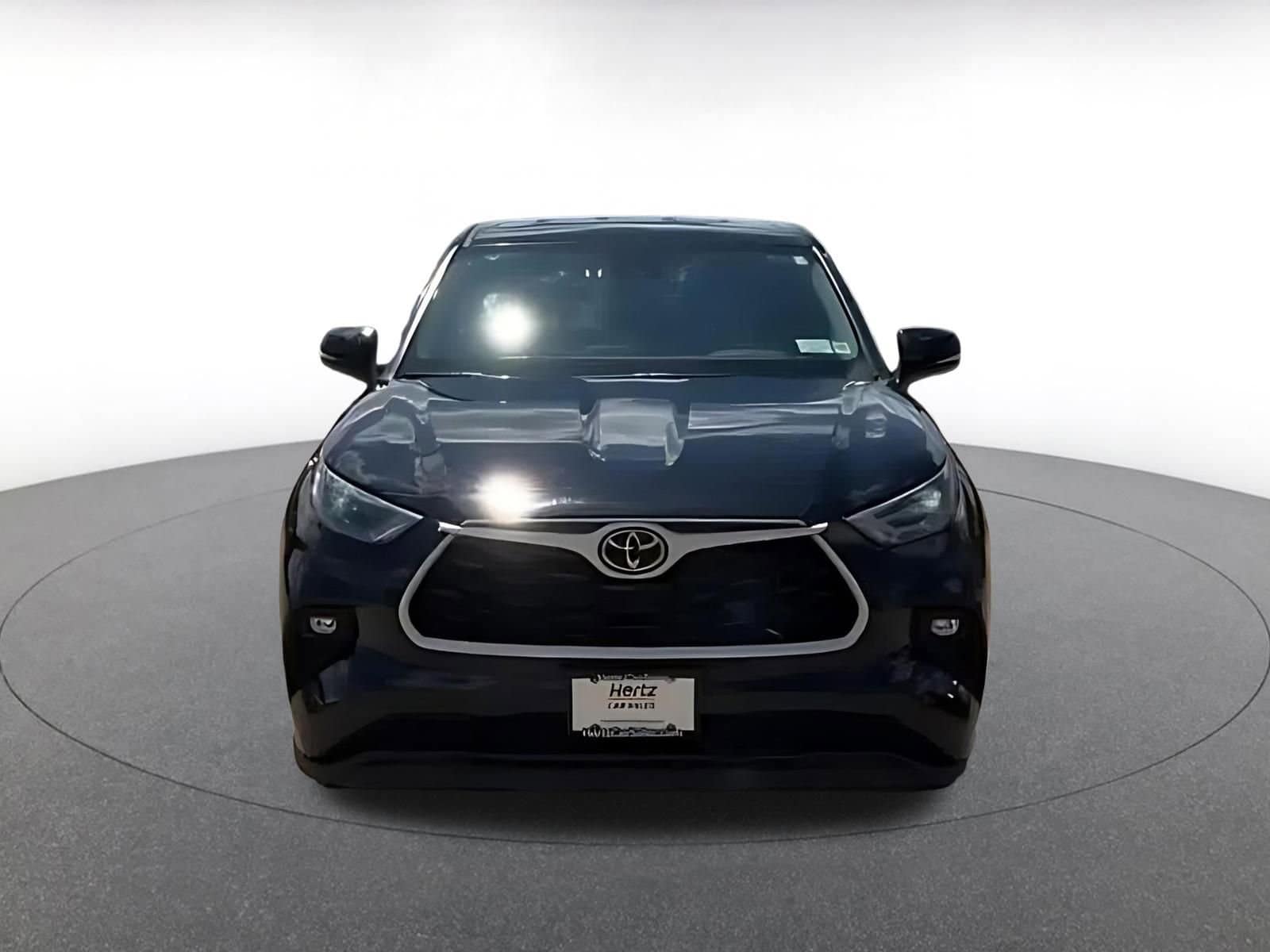 Thumbnail: 2025 Toyota Highlander - 3
