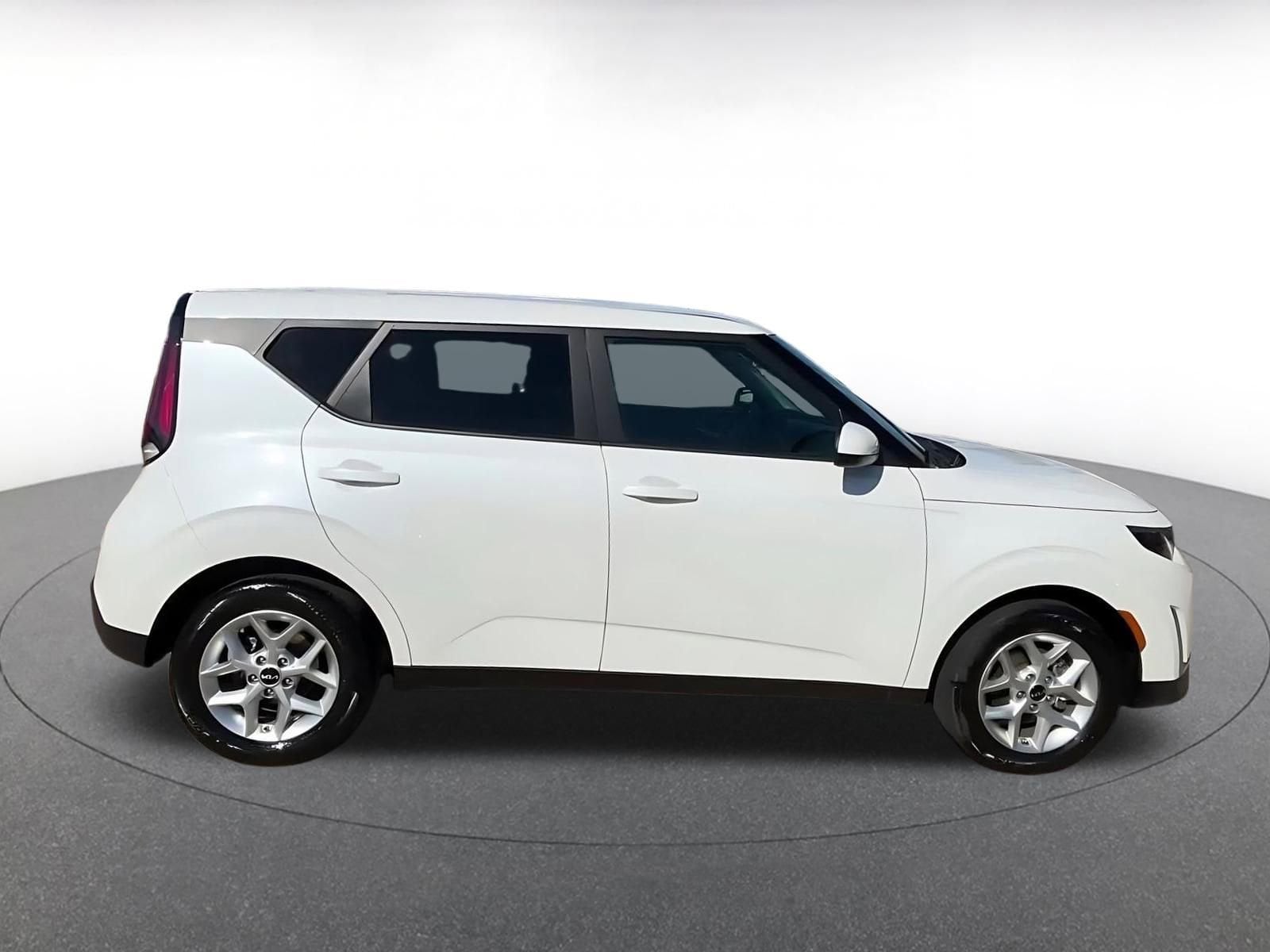 Thumbnail: 2025 Kia Soul - 16