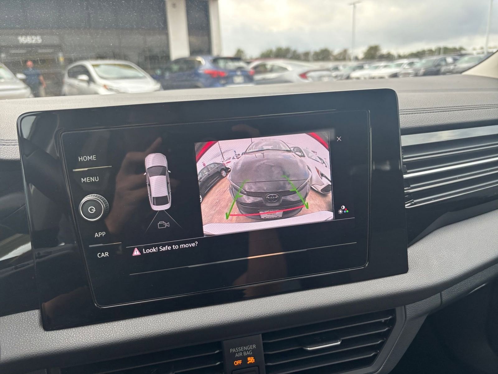 Thumbnail: 2025 Volkswagen Jetta - 17