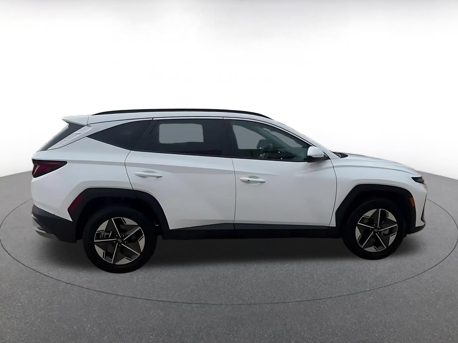 Thumbnail: 2026 Hyundai Tucson - 15