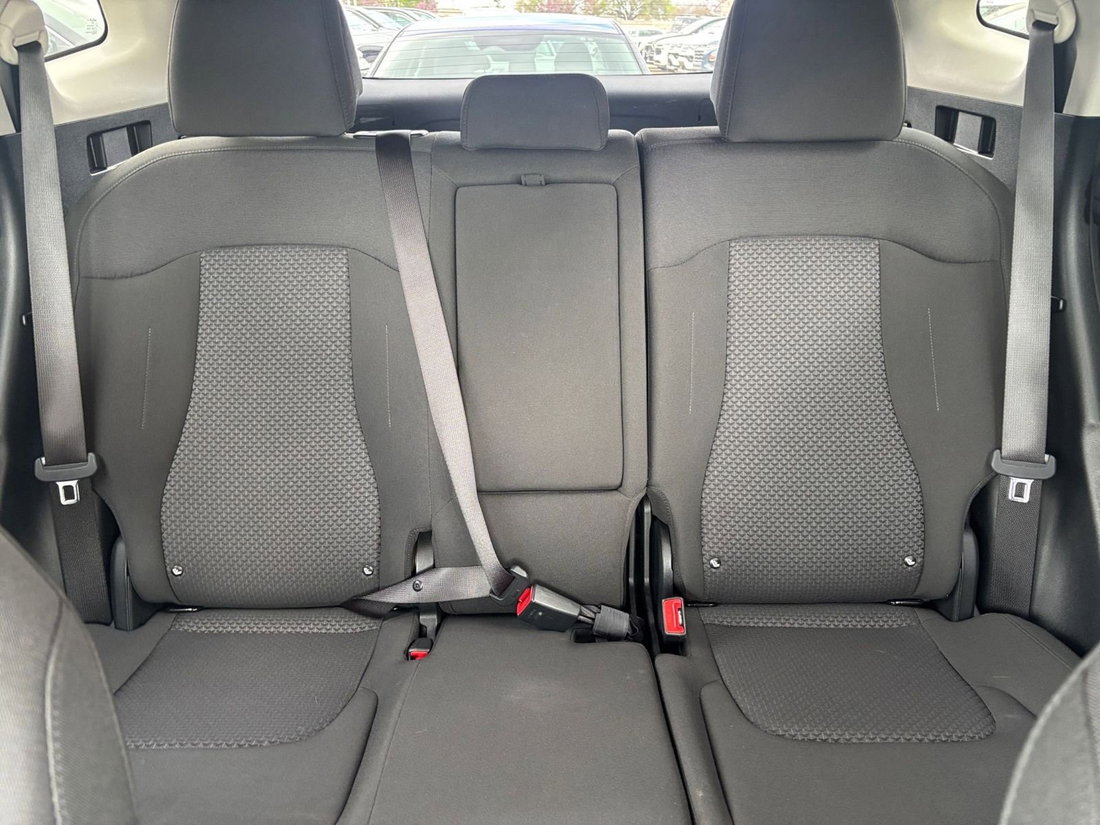 Thumbnail: 2025 Kia Sportage - 35