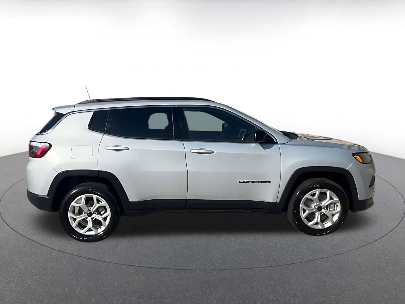 Thumbnail: 2025 Jeep Compass - 16