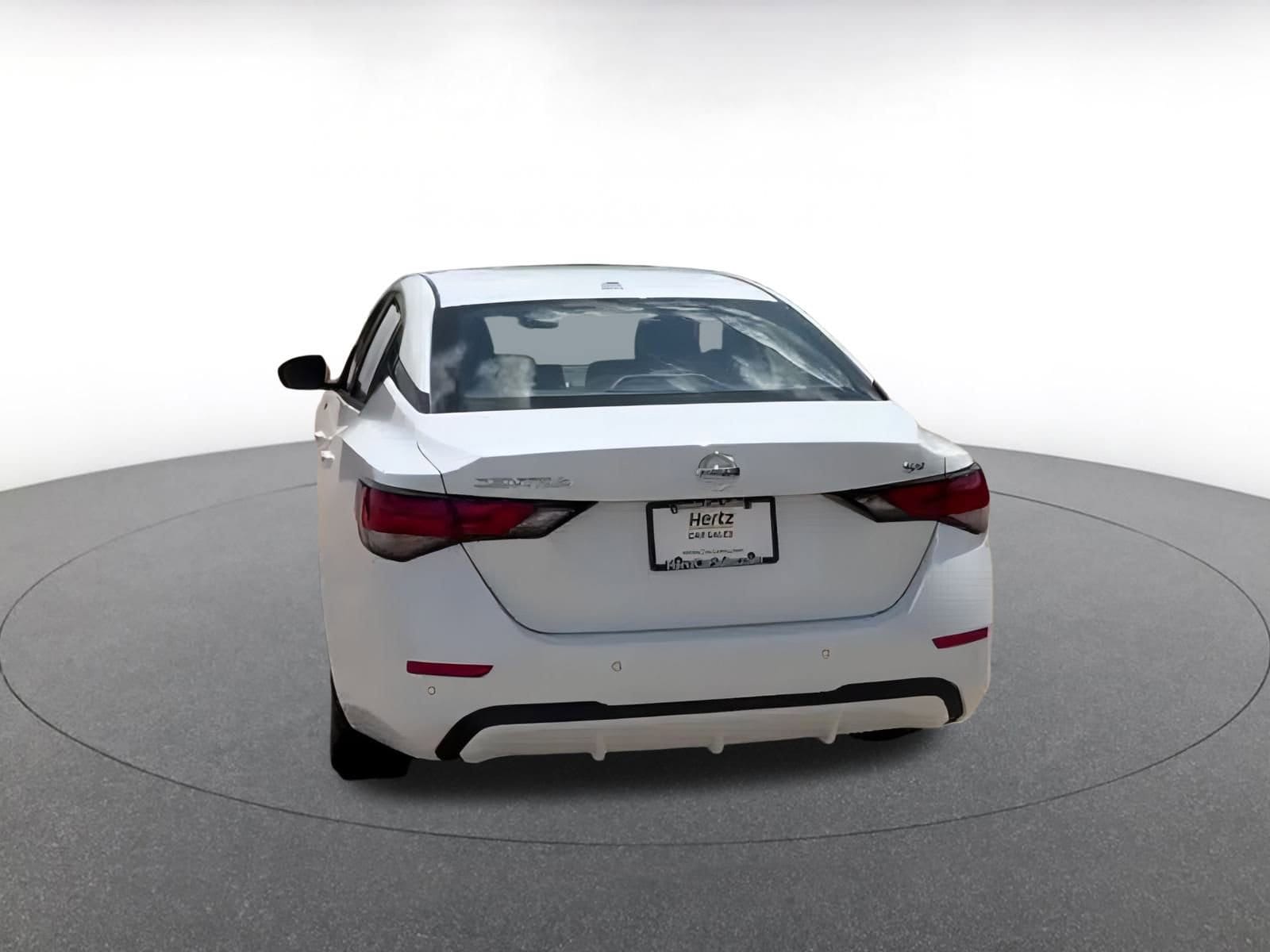 Thumbnail: 2023 Nissan Sentra - 11