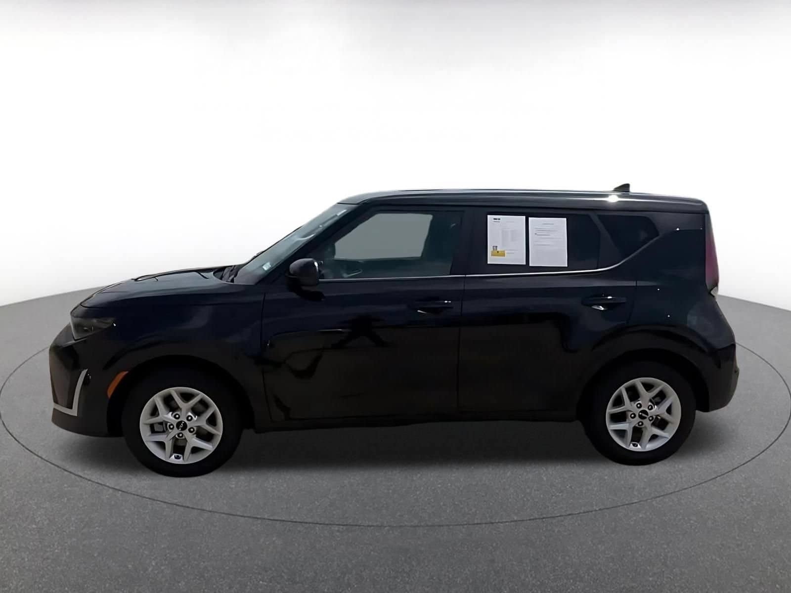 Thumbnail: 2025 Kia Soul - 9