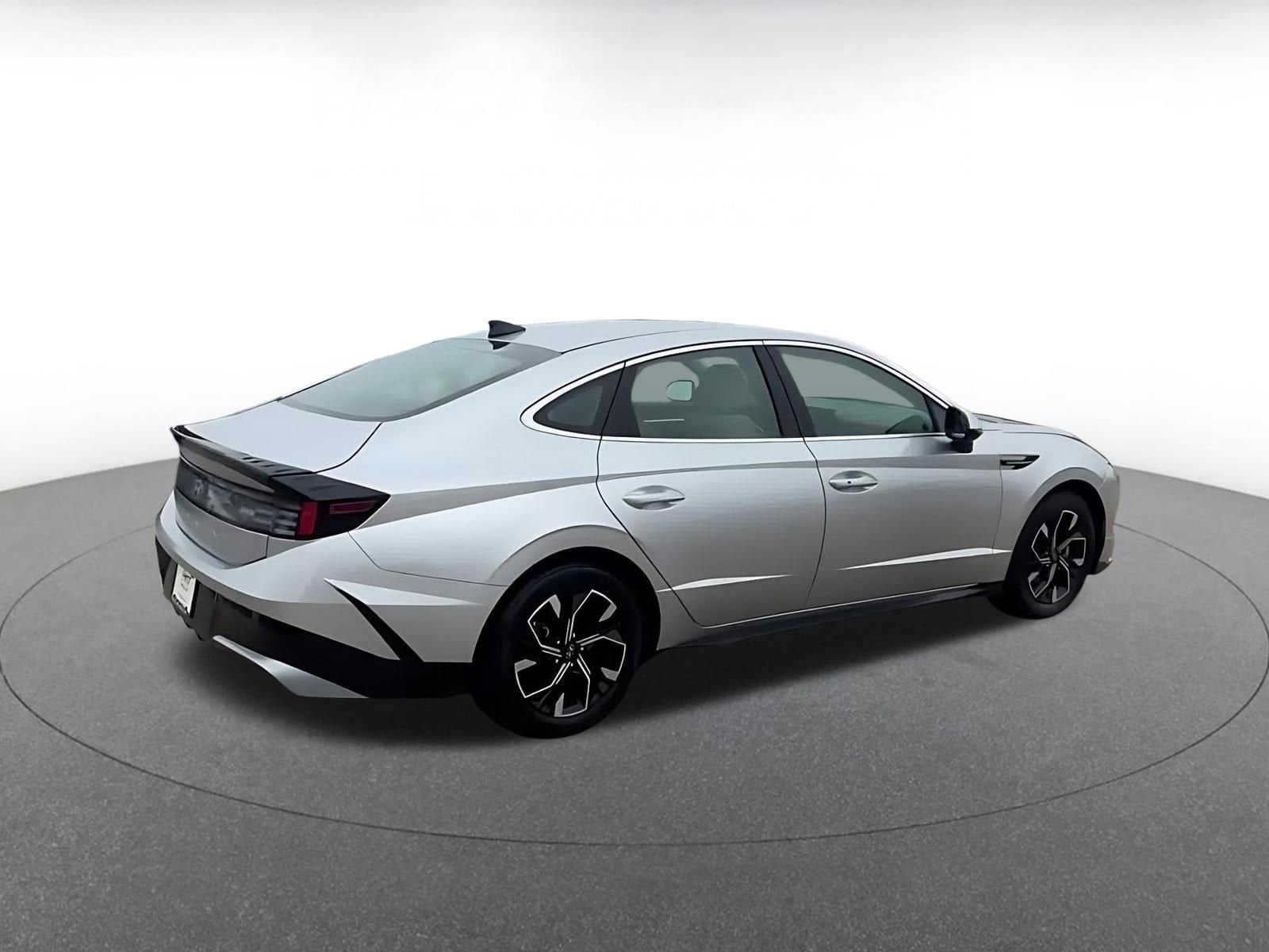 Thumbnail: 2025 Hyundai Sonata - 15