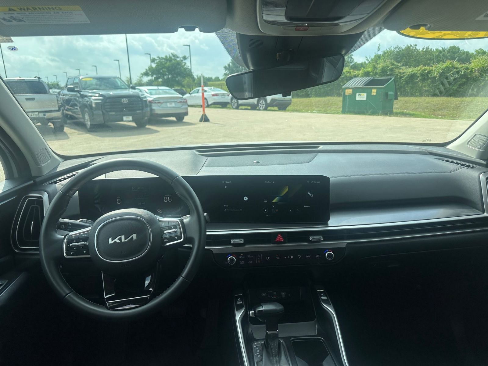 2024 Kia Sorento S 28
