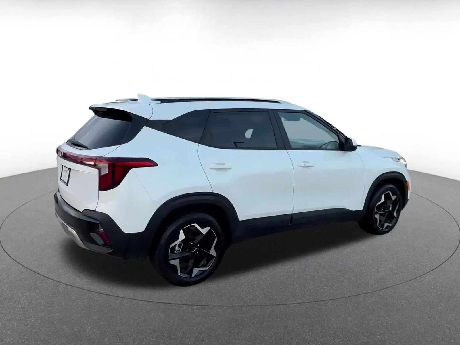 Thumbnail: 2025 Kia Seltos - 15