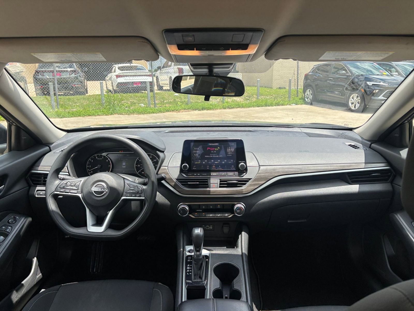 Thumbnail: 2025 Nissan Altima - 33
