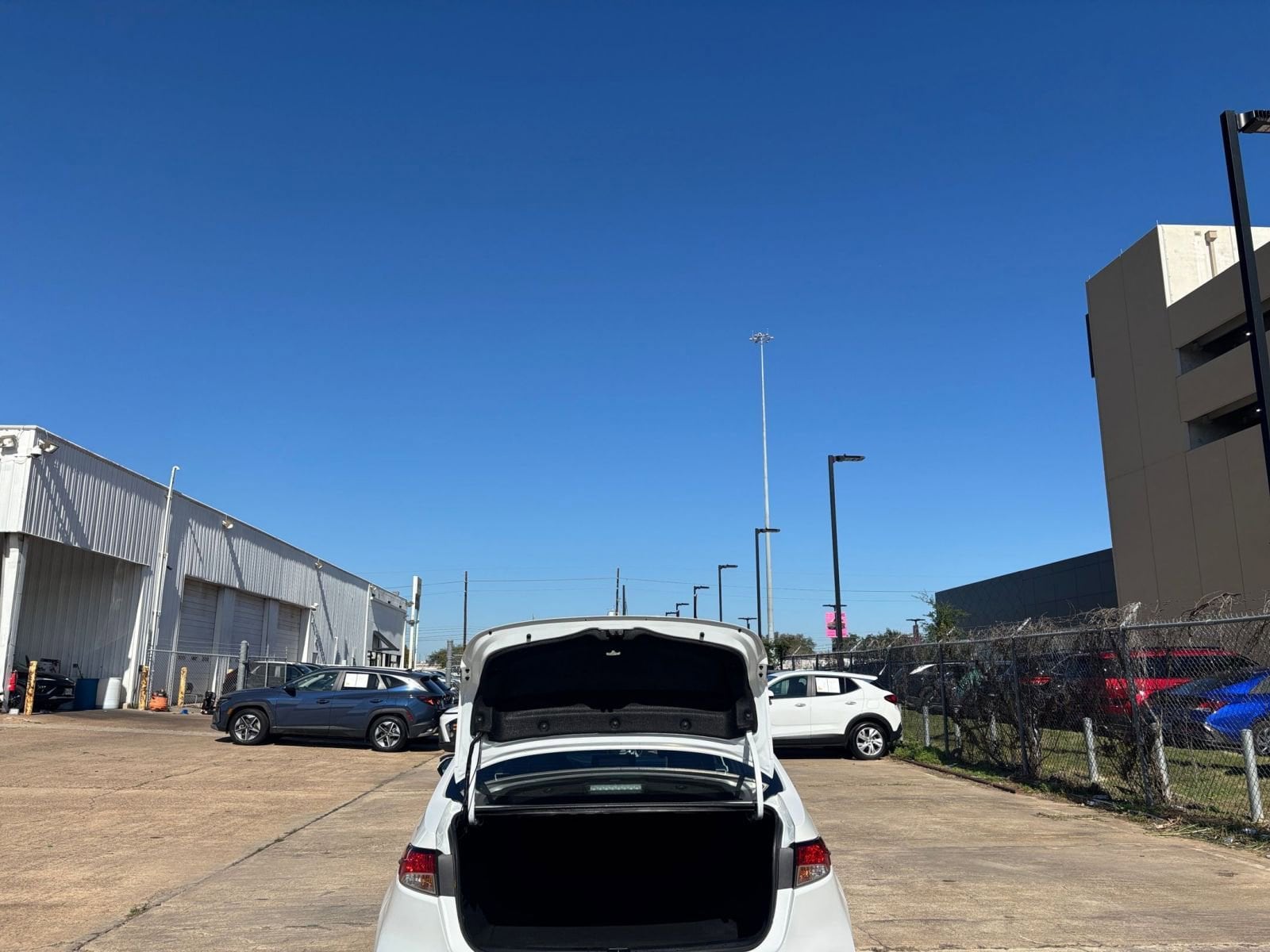 Thumbnail: 2025 Toyota Corolla - 29