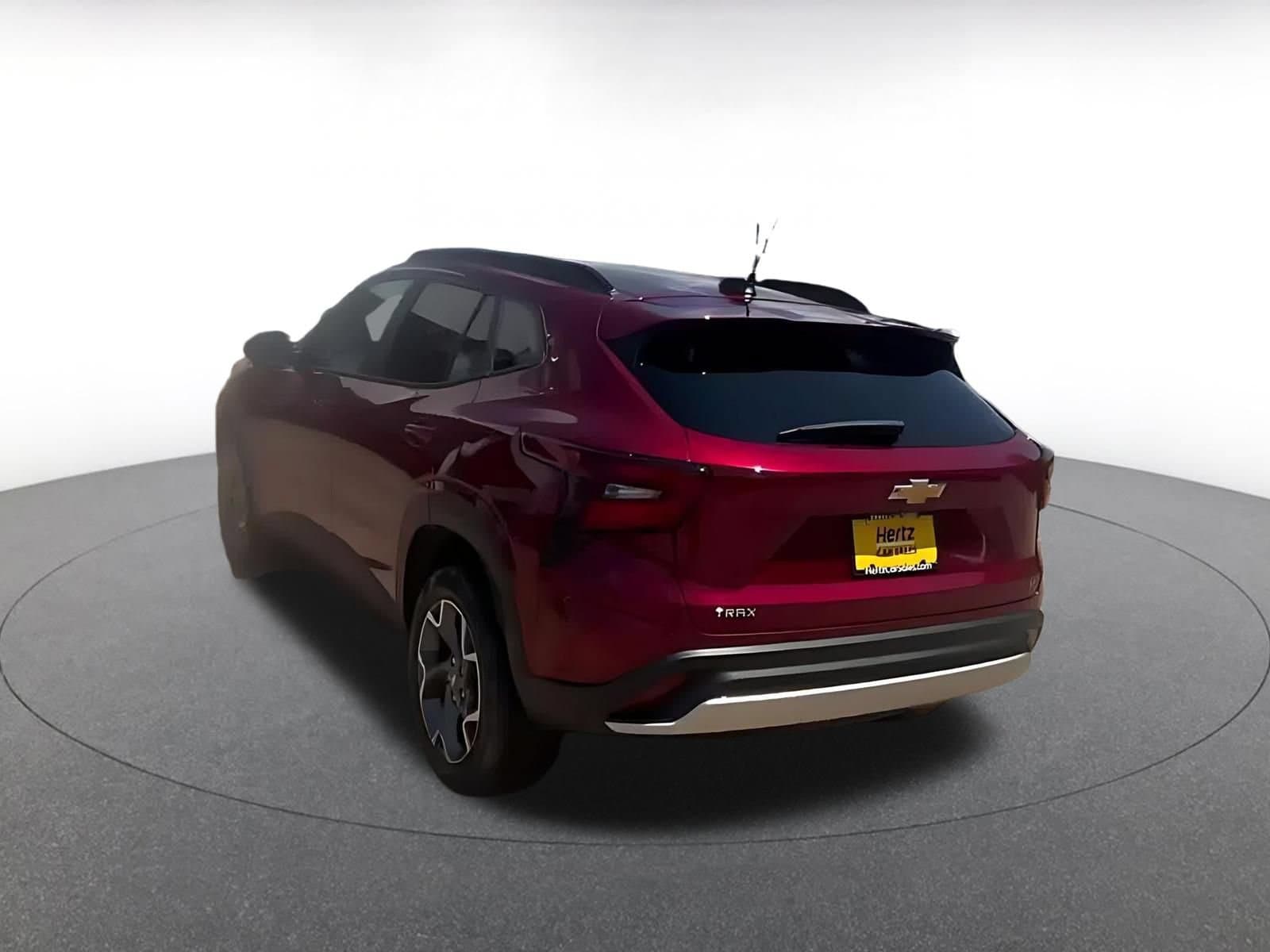 Thumbnail: 2025 Chevrolet Trax - 10