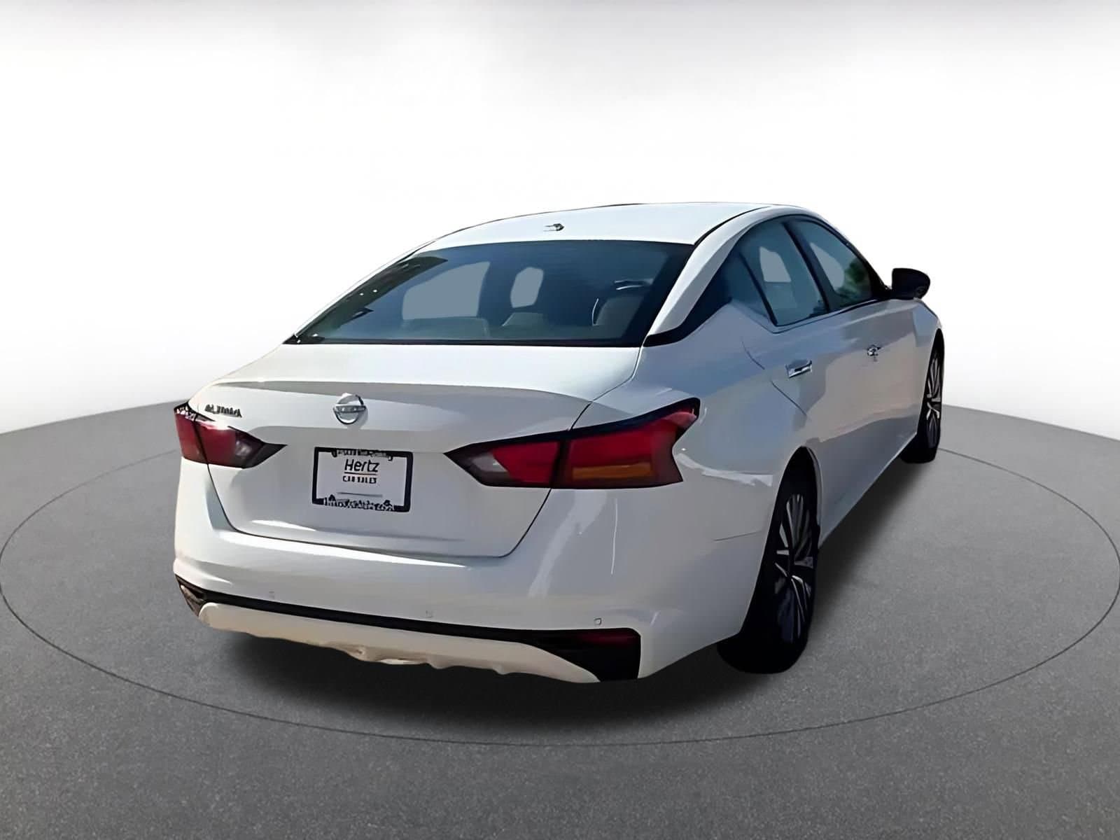 Thumbnail: 2025 Nissan Altima - 14