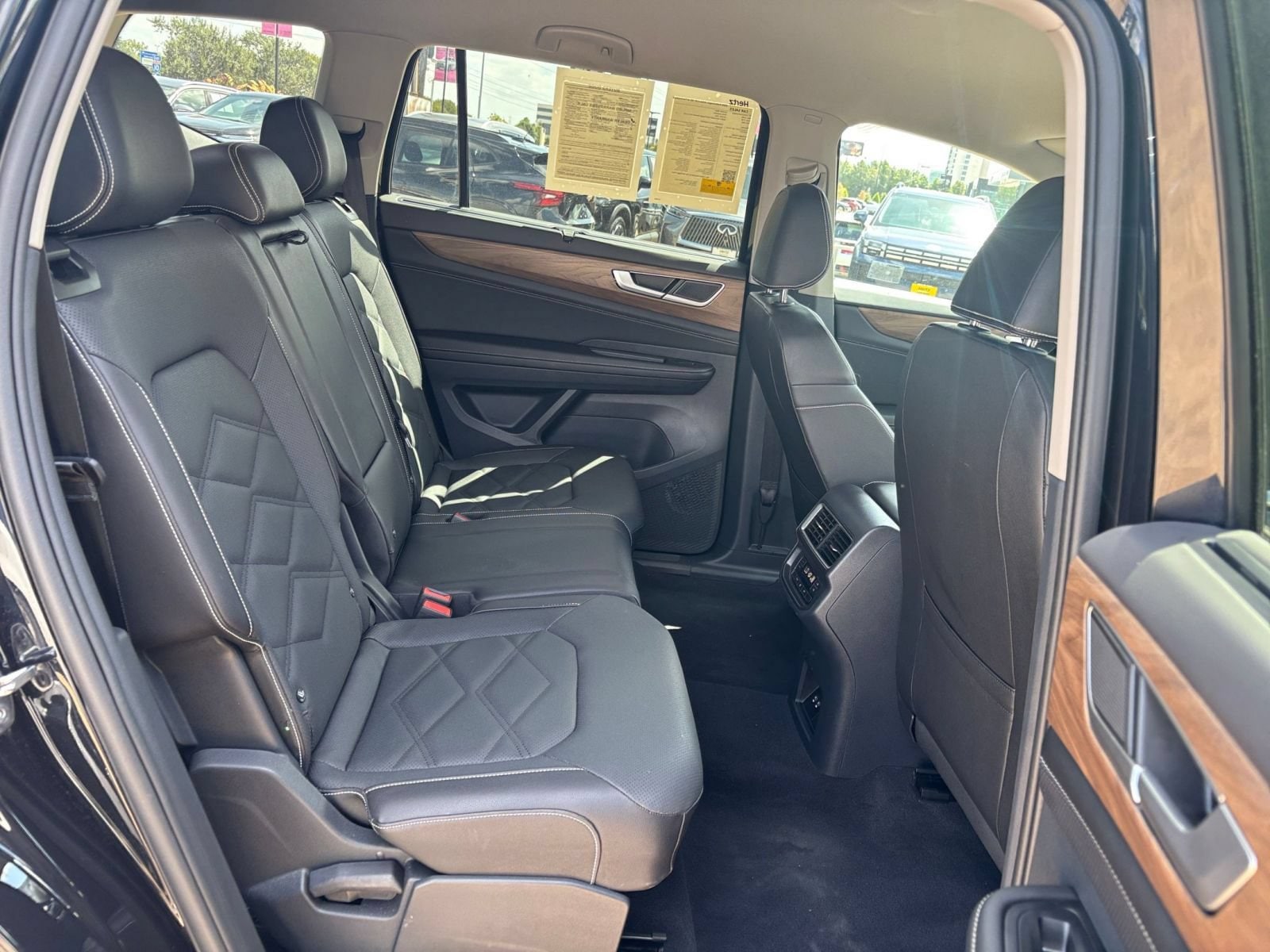 Thumbnail: 2026 Volkswagen Atlas - 23