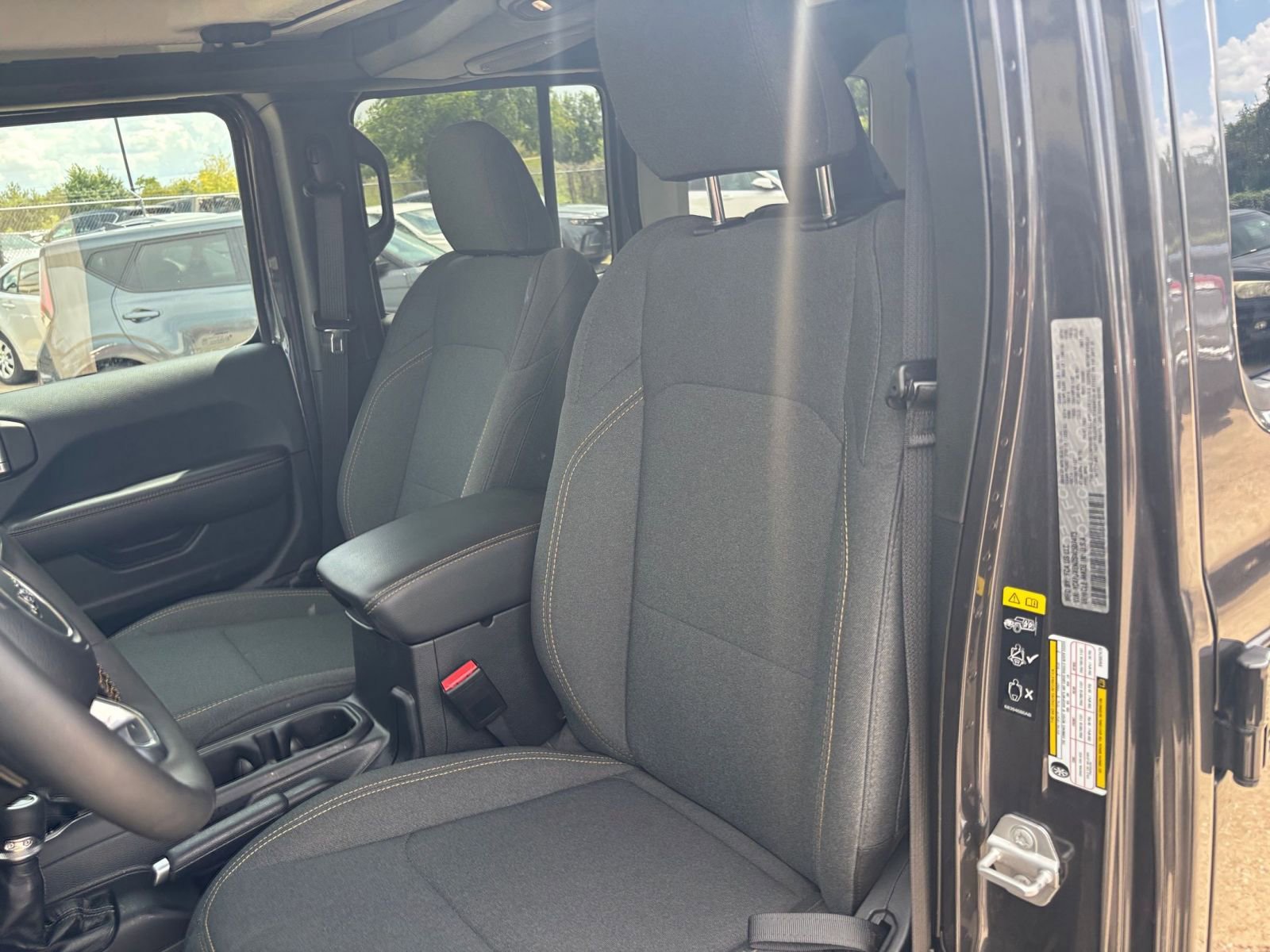 Thumbnail: 2025 Jeep Wrangler - 35