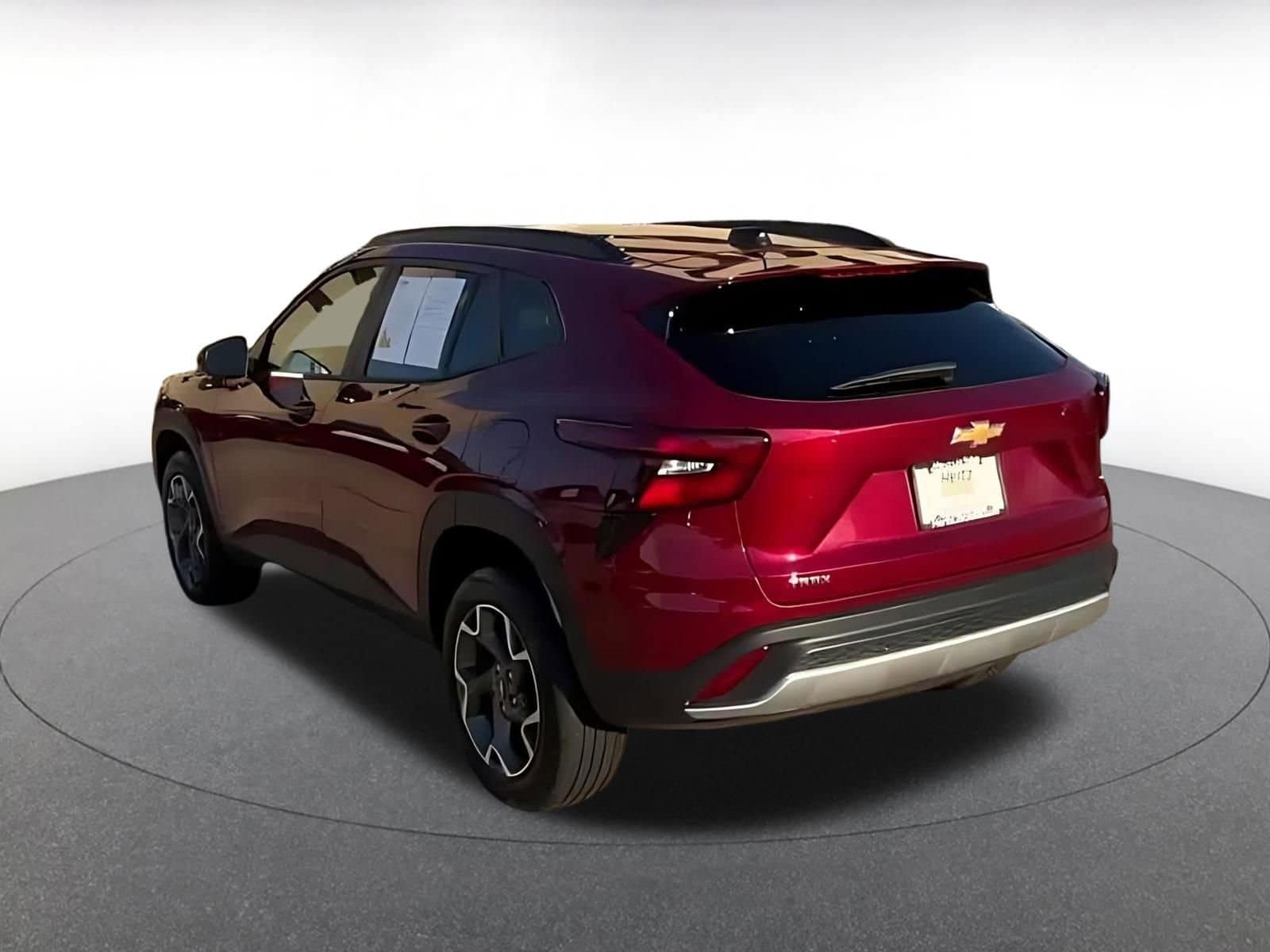 Thumbnail: 2025 Chevrolet Trax - 10