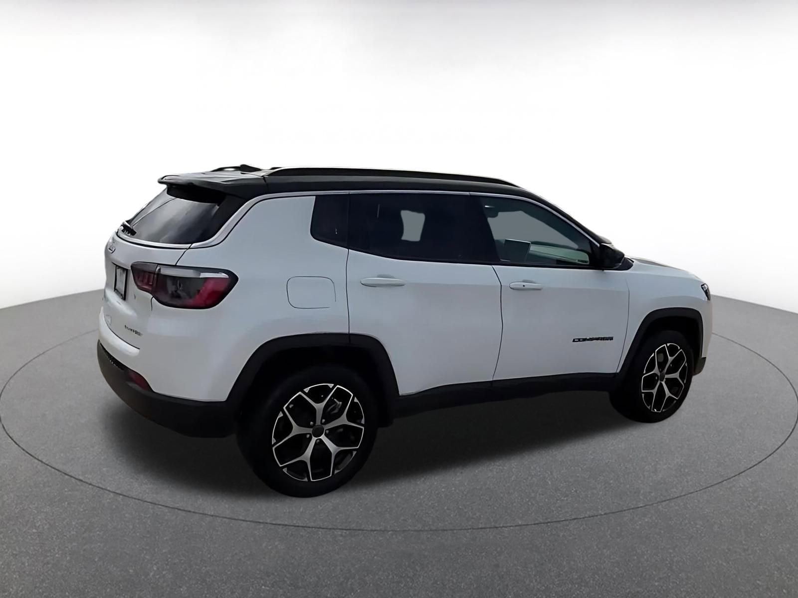 Thumbnail: 2025 Jeep Compass - 14
