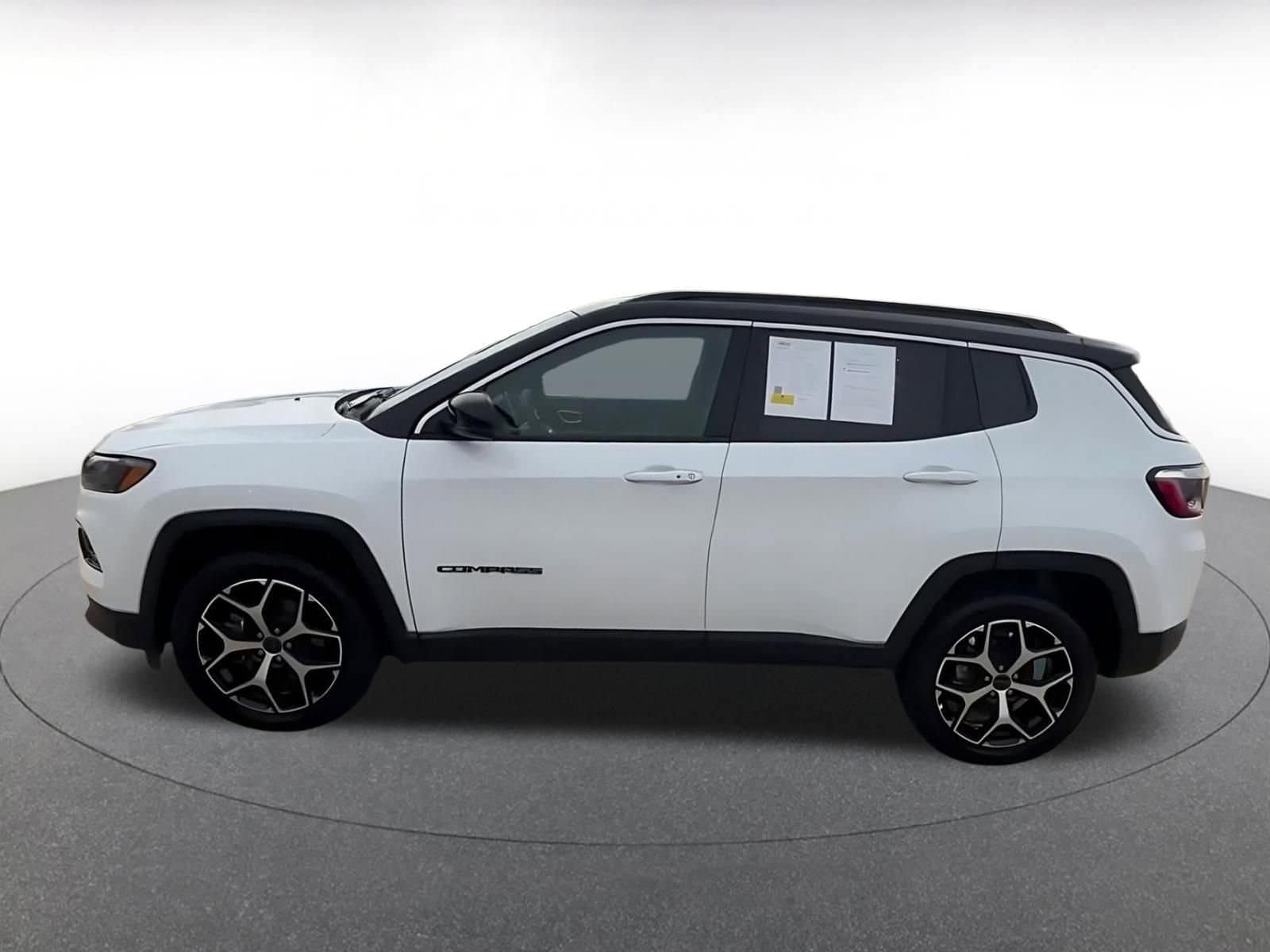 Thumbnail: 2025 Jeep Compass - 9