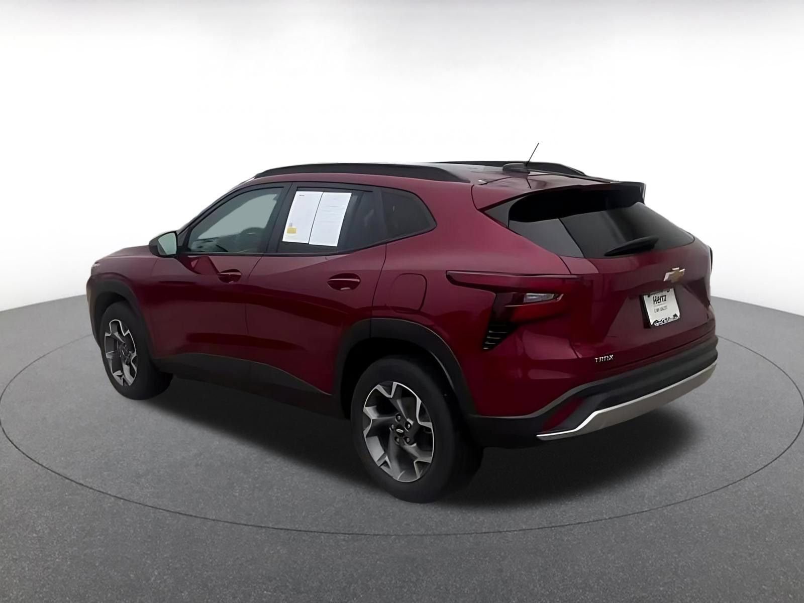 Thumbnail: 2025 Chevrolet Trax - 11