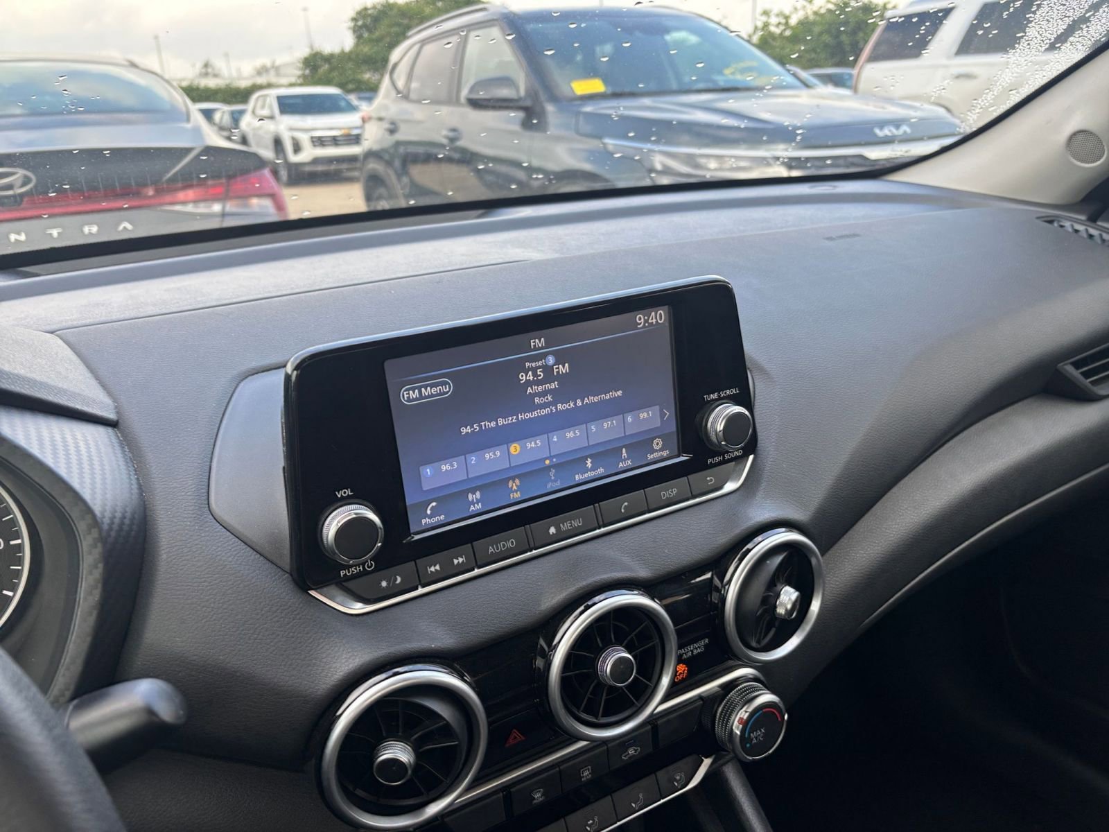 Thumbnail: 2025 Nissan Sentra - 20