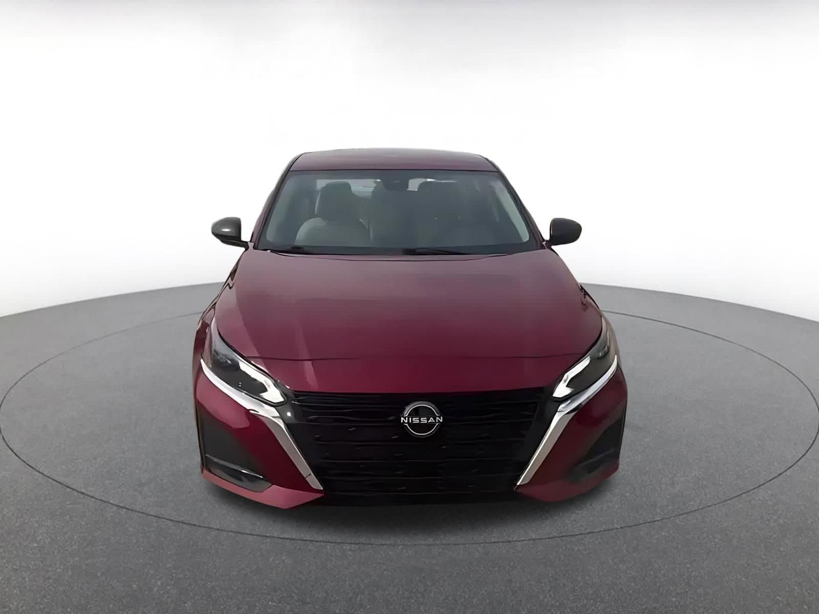 Thumbnail: 2025 Nissan Altima - 4
