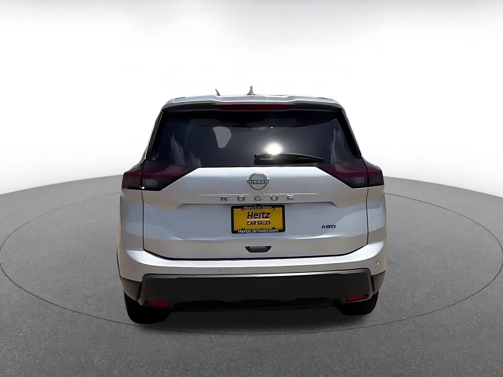 Thumbnail: 2025 Nissan Rogue - 12
