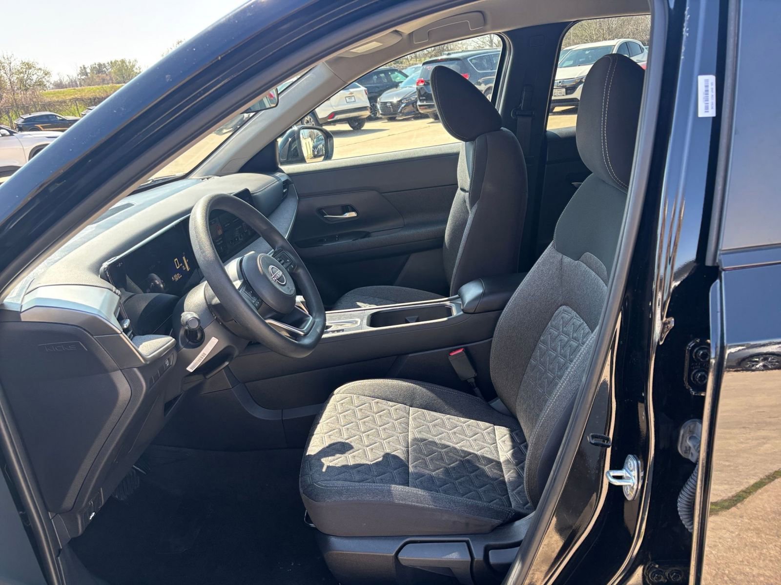 Thumbnail: 2025 Nissan Kicks - 24