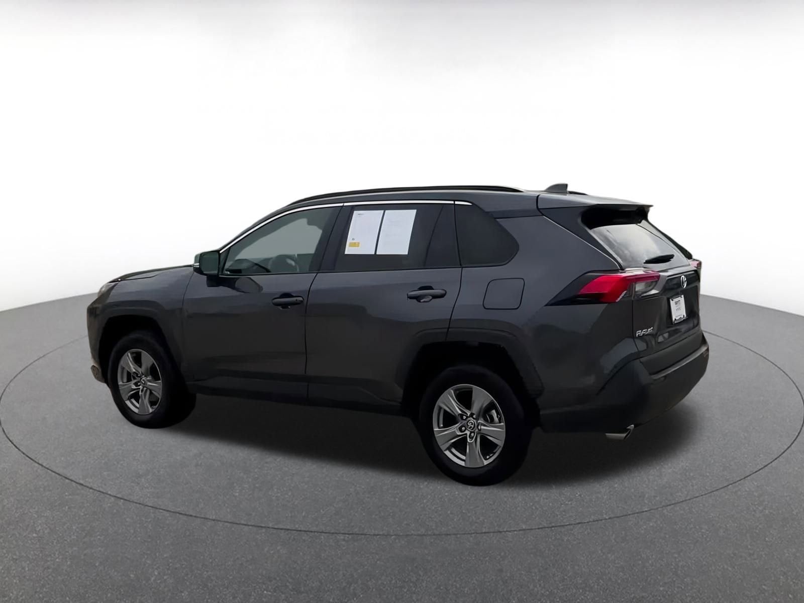 Thumbnail: 2024 Toyota RAV4 - 10