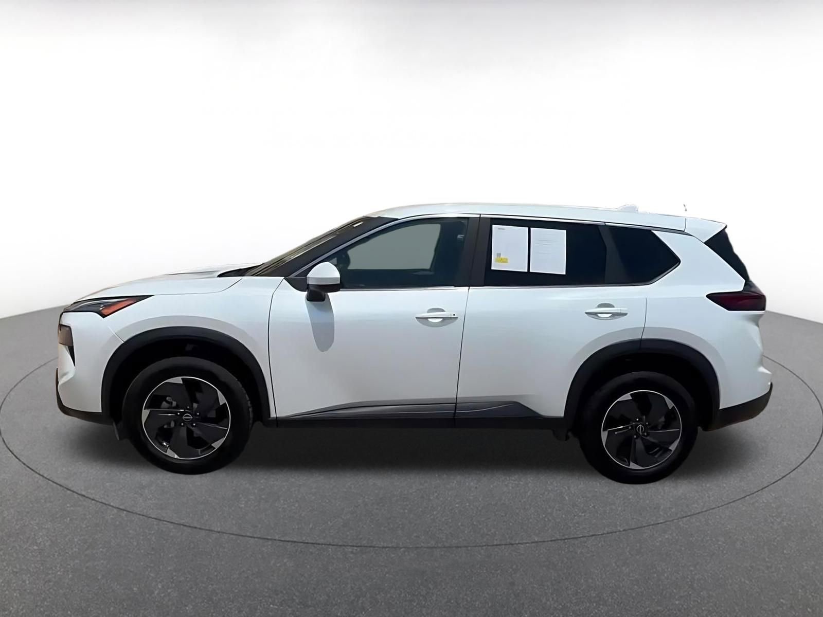 Thumbnail: 2025 Nissan Rogue - 10