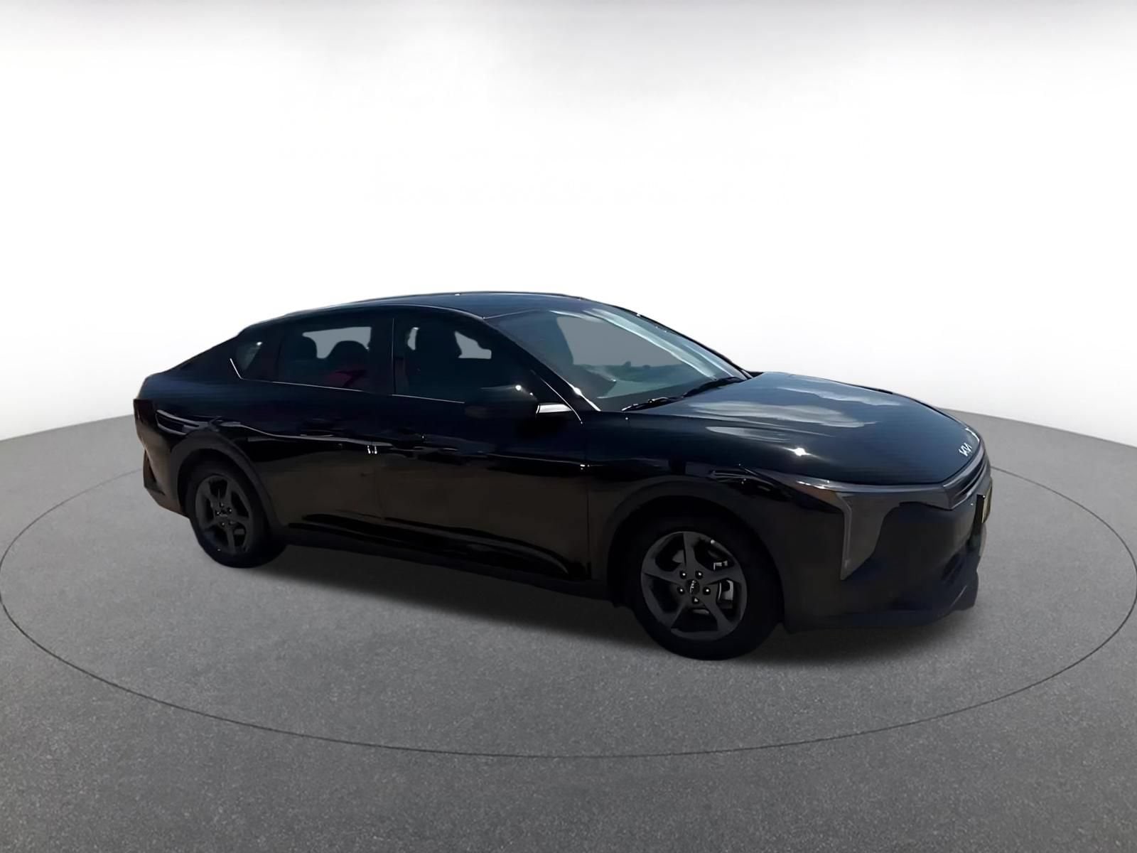 Thumbnail: 2025 Kia K4 - 2