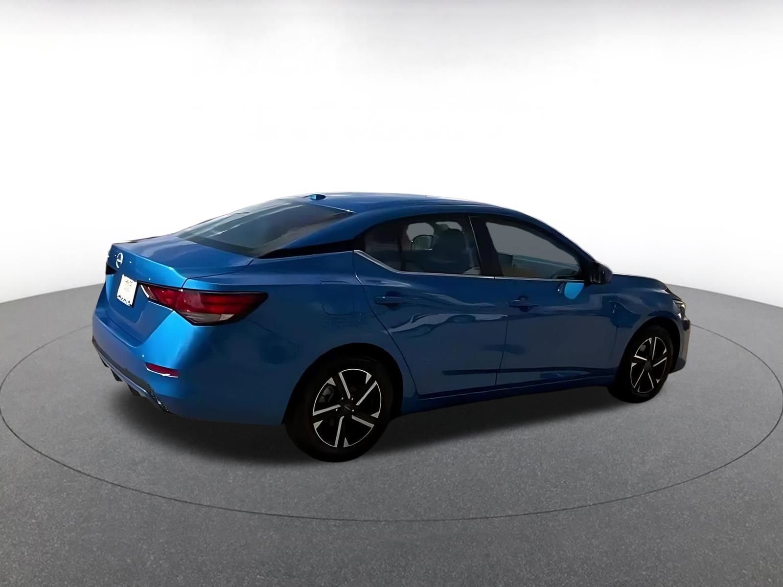 Thumbnail: 2025 Nissan Sentra - 15