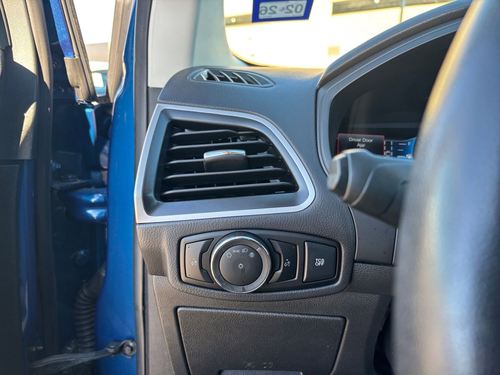 Thumbnail: 2024 Ford Edge - 32