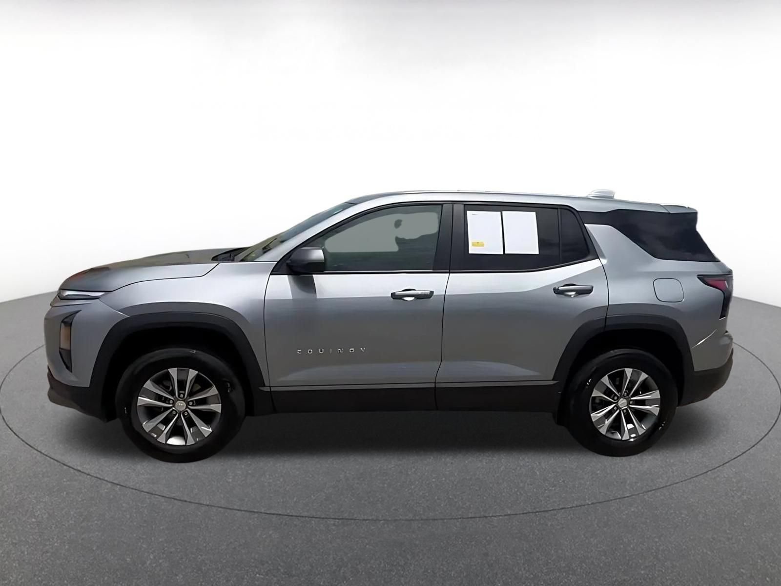Thumbnail: 2025 Chevrolet Equinox - 10