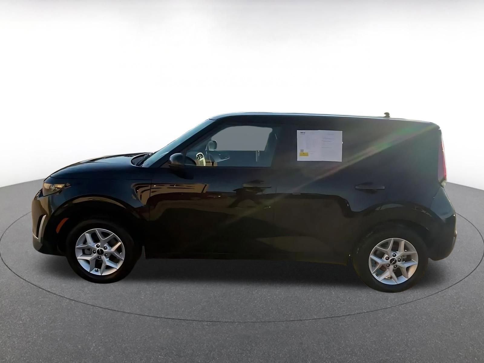 Thumbnail: 2025 Kia Soul - 8