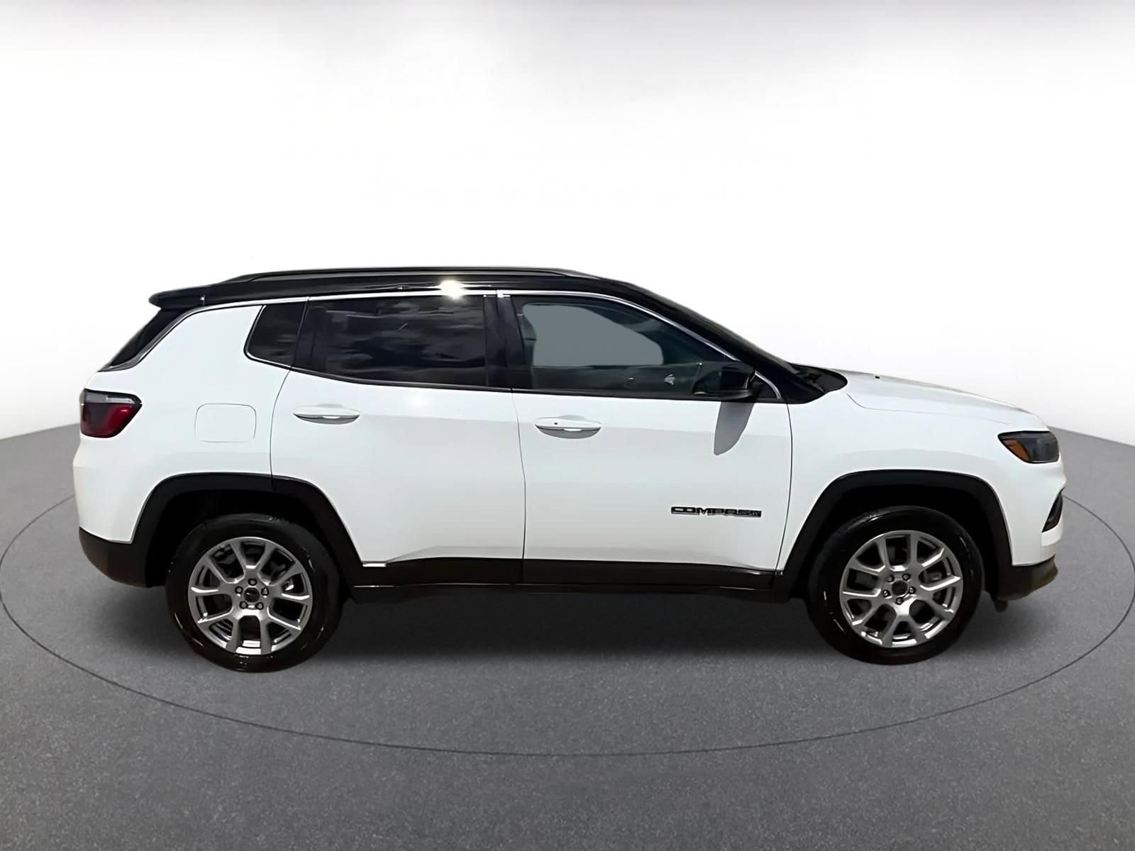 Thumbnail: 2025 Jeep Compass - 16