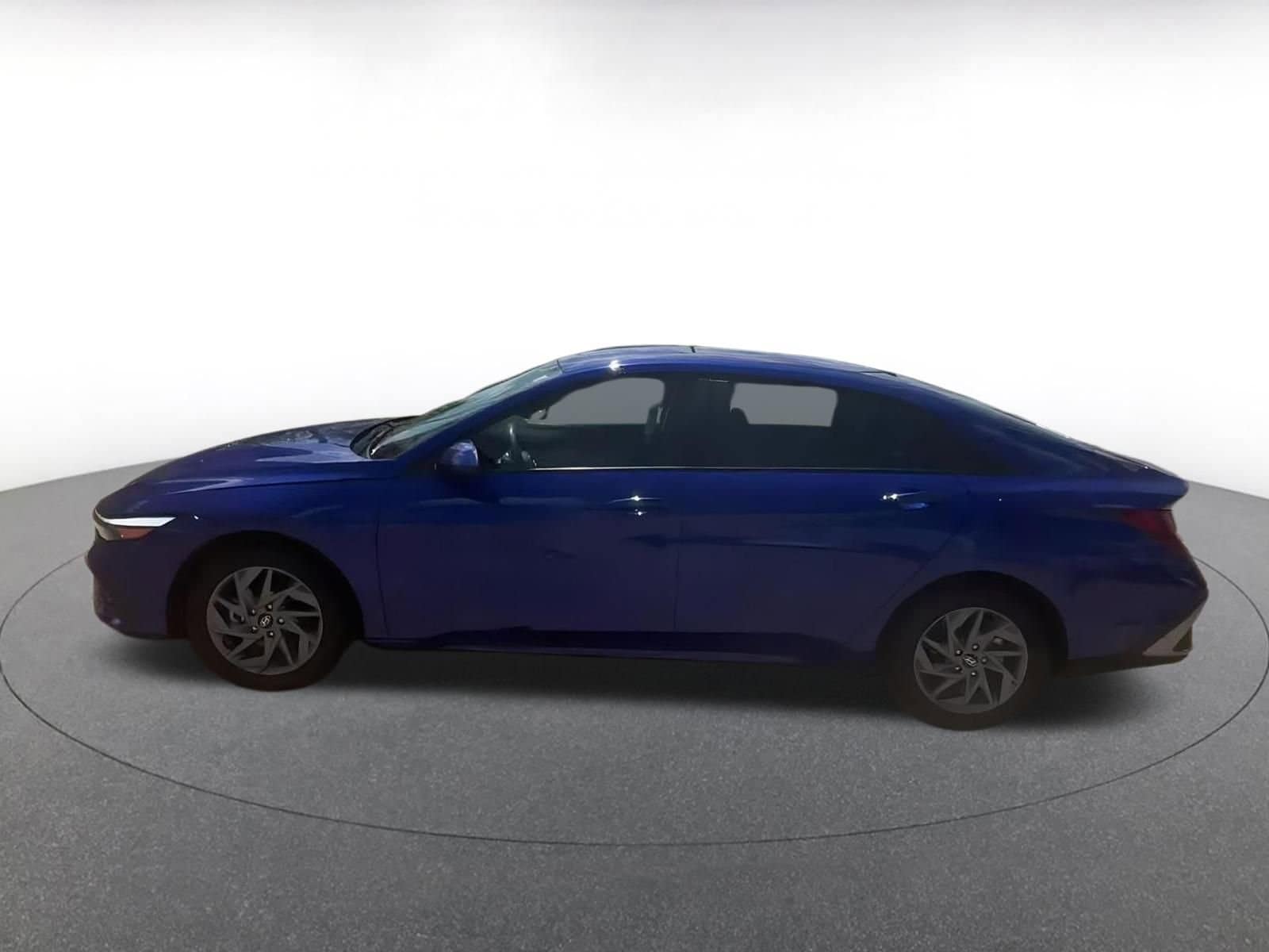 Thumbnail: 2024 Hyundai Elantra - 6