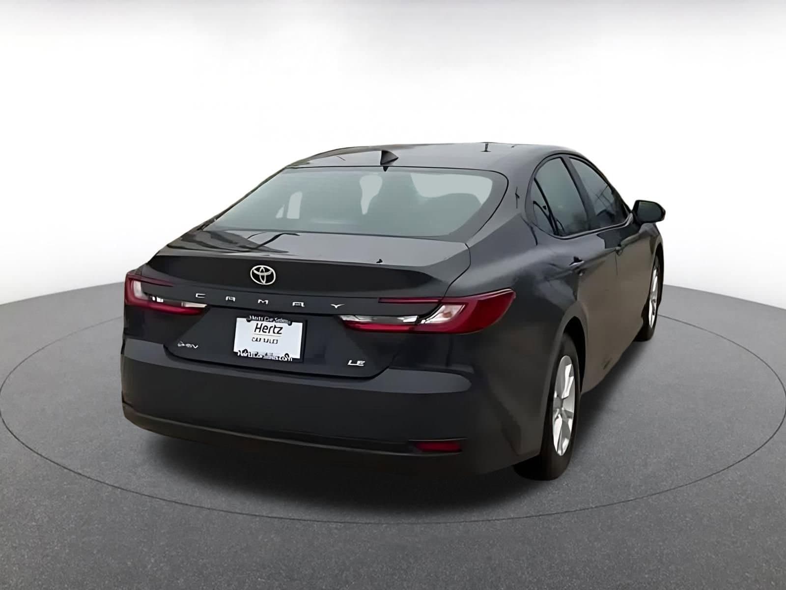 Thumbnail: 2025 Toyota Camry - 15